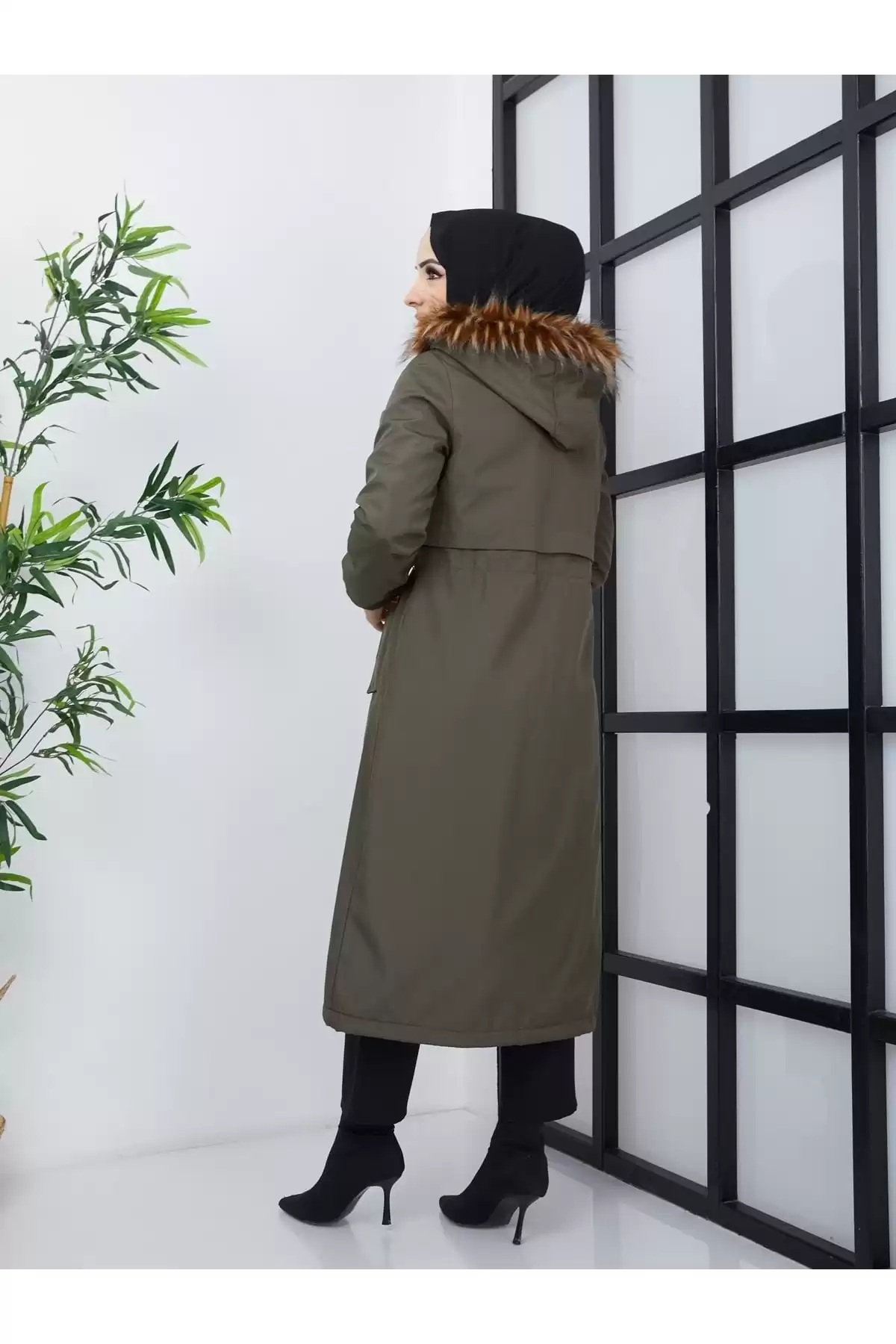 ژاکت ضد آب و ضد باد با خز داخلی جیب Epaulette - خاکی برند   Qenz(قنز) به رنگ  خاکی مدل  زمستانی