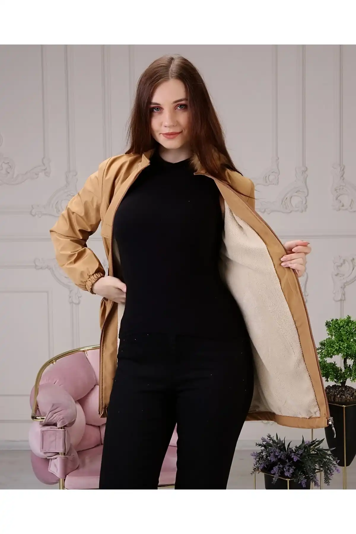 داخل خز مشکی و کت زمستانی زنانه ضد آب و آمپر; کت برند   به رنگ  مشکی