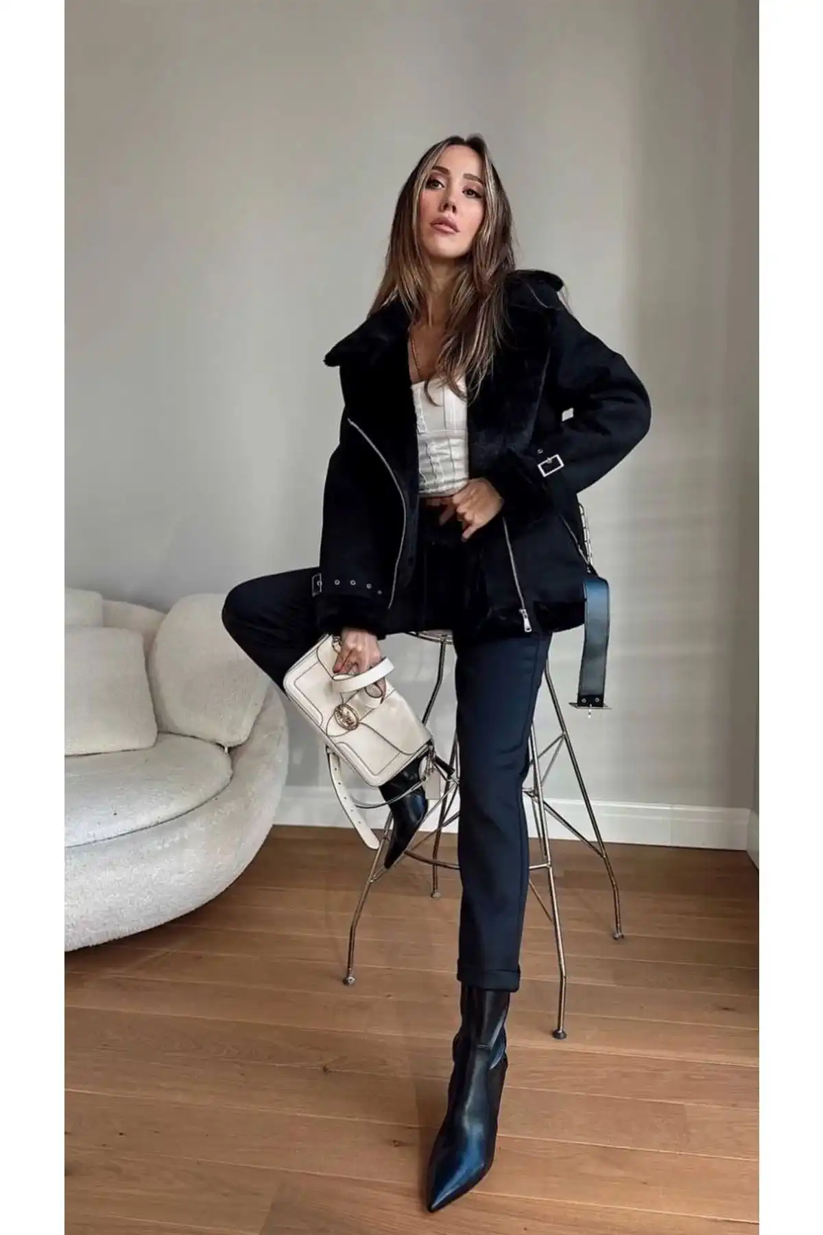 مانتو دوچرخه سواری جیر مشکی زنانه با خز ابریشمی داخل برند   به رنگ  مشکی