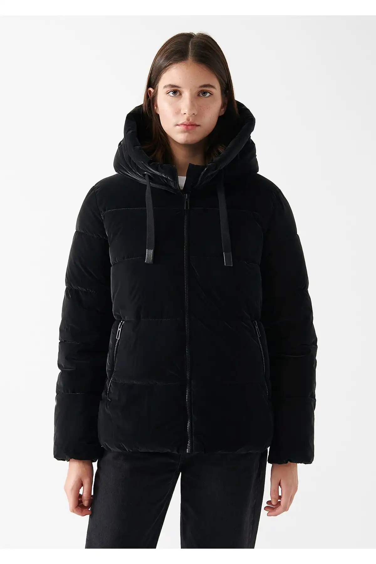 ژاکت پفی مشکی کلاهدار با تناسب معمولی / برش معمولی 1110043-900 برند   Mavi ( ماوی ) به رنگ  مشکی