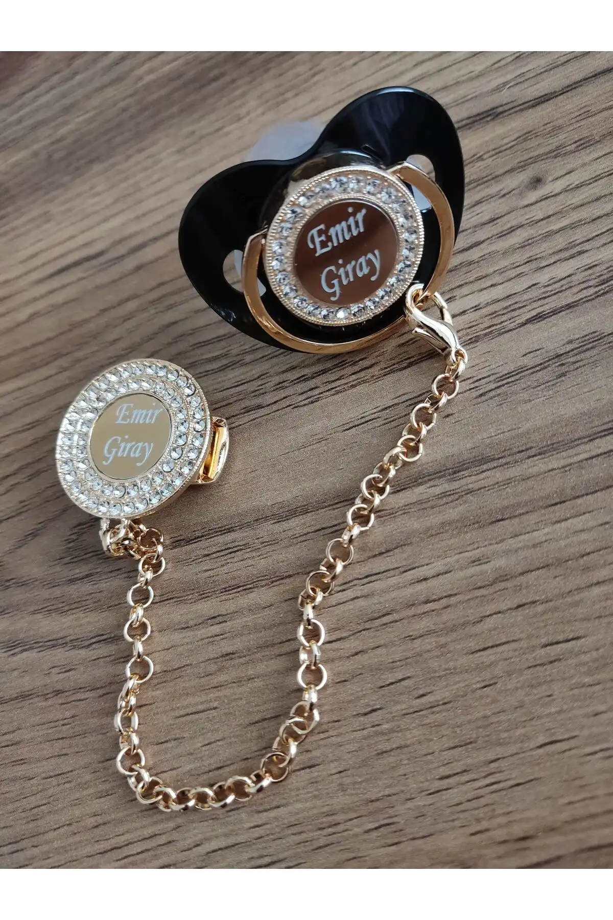 ست پستانک نوزاد سیلیکونی سنگ زیرکون (0-6 ماه) Ztse122 برند   به رنگ   در دسته پستانک