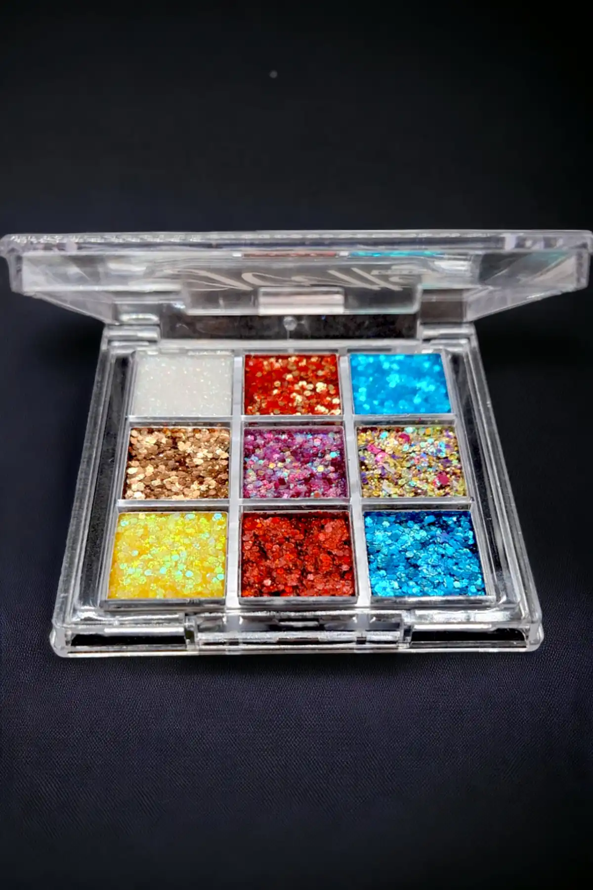 براق برای صورت و بدن برند   wonderway(راه شگفت انگیز) به رنگ  خیلی ا