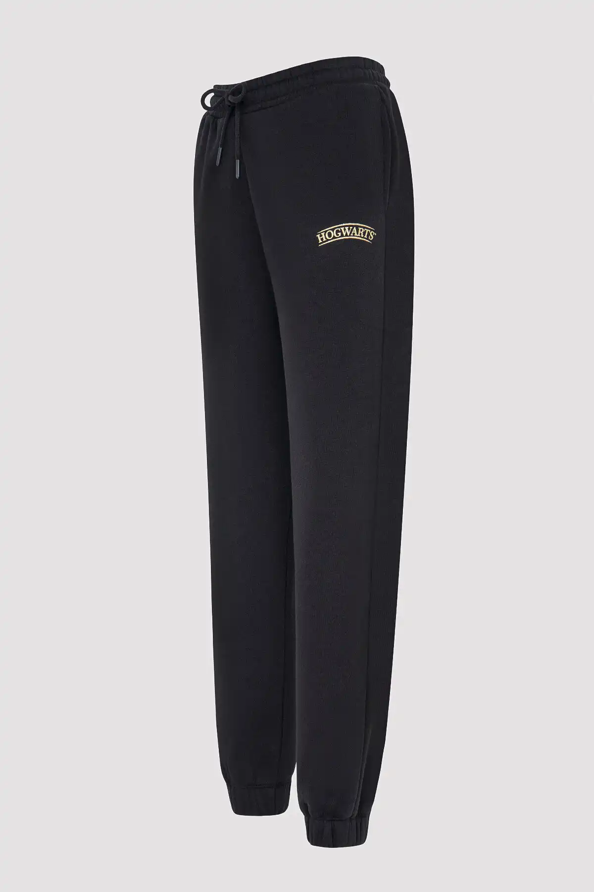 هاگوارتز بلک جوگر - مجموعه هری پاتر برند   Penti ( پنتی )  به رنگ  مشکی