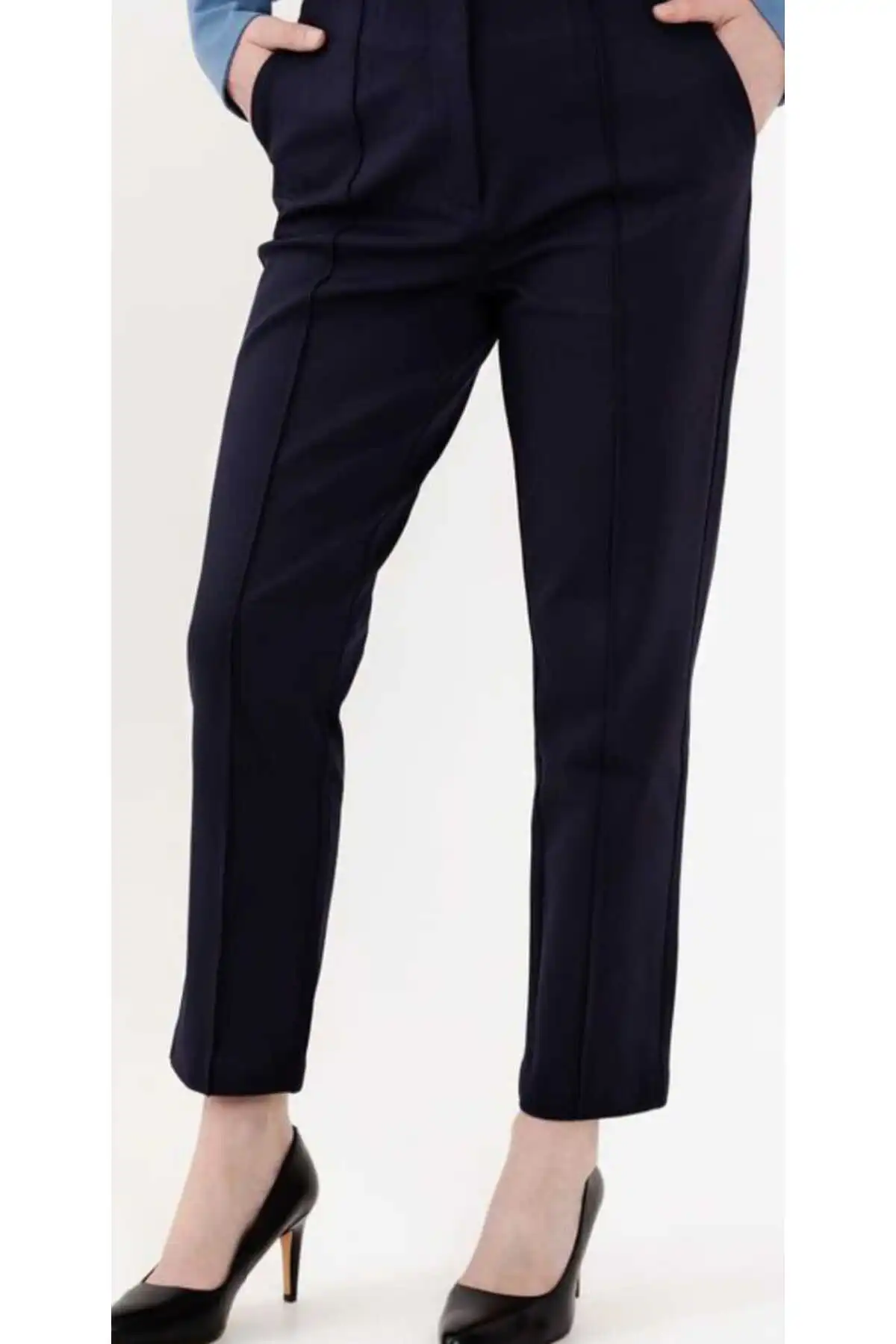 شلوار جیبی فیله تاج هویجی کمر بلند برند   PALMERO ( پالمرو )  به رنگ  آبی سرمه ای