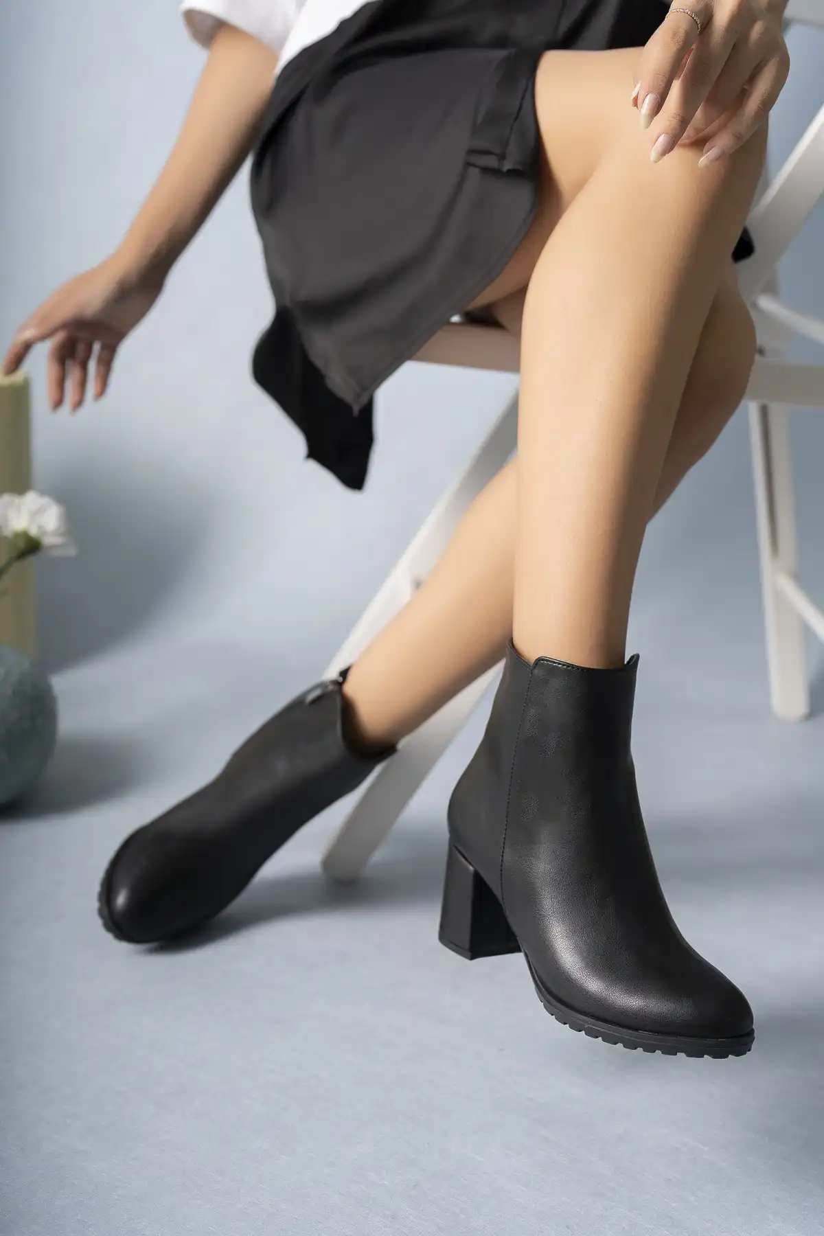 چکمه پاشنه دار چرم وگان مشکی زنانه Qadın Qara برند   camaiore ( camaiore )  به رنگ  مشکی