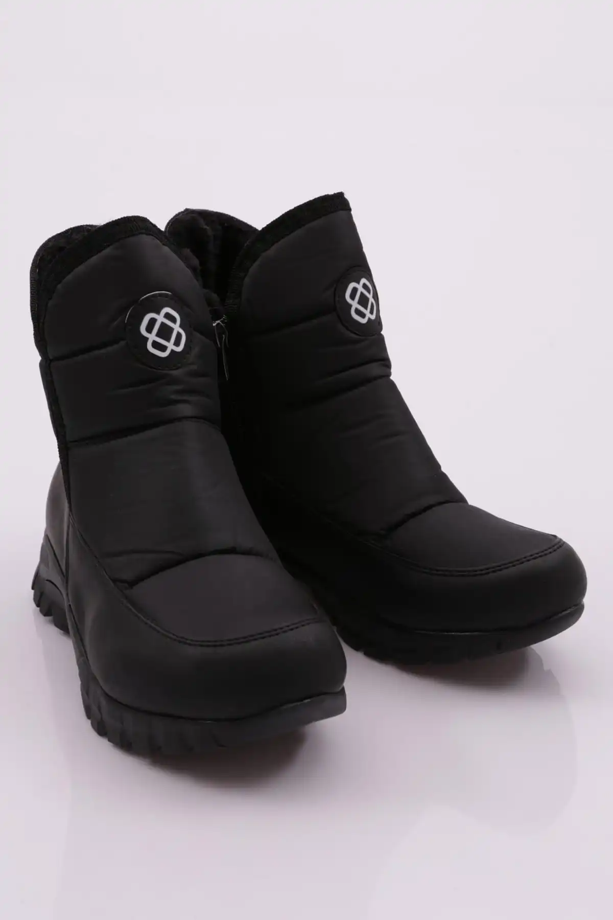 چکمه زیپ دار خز زنانه 1052 برند   Dgn ( Dgn )  به رنگ  مشکی