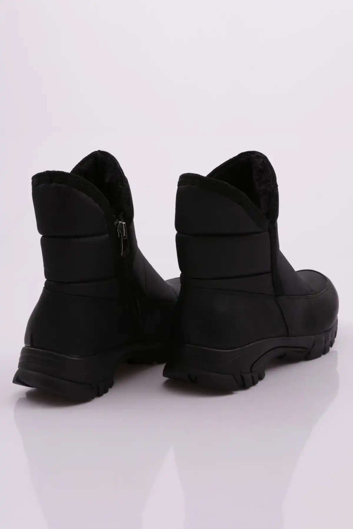 چکمه زیپ دار خز زنانه 1052 برند   Dgn ( Dgn )  به رنگ  مشکی