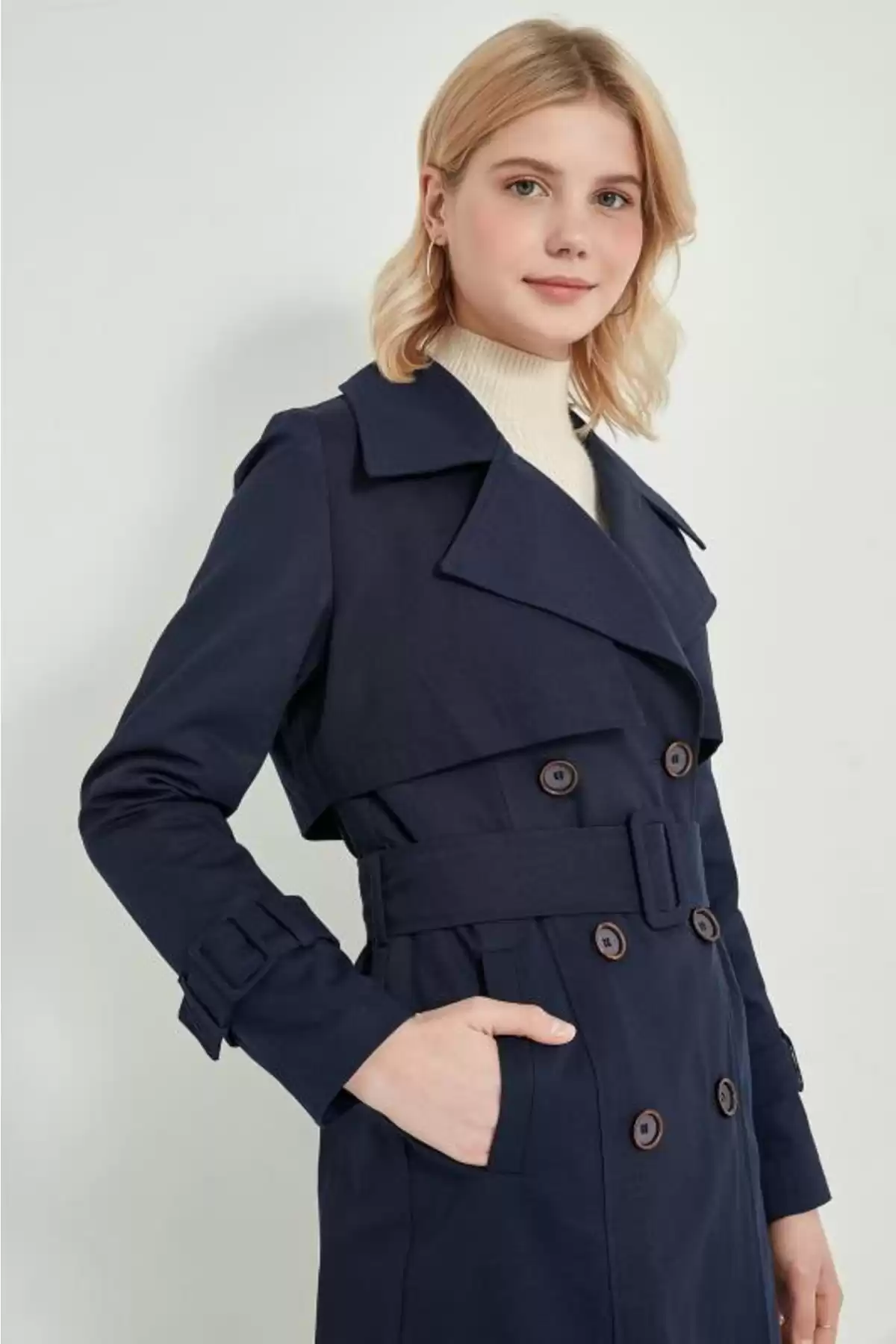 کت زنانه کمربند 100% پنبه ای بلند (110 سانتی متری) 1111 برند   PASTELASTORE(پاستلاستور) به رنگ  آبی سرمه ای مدل  ترنچ کت
