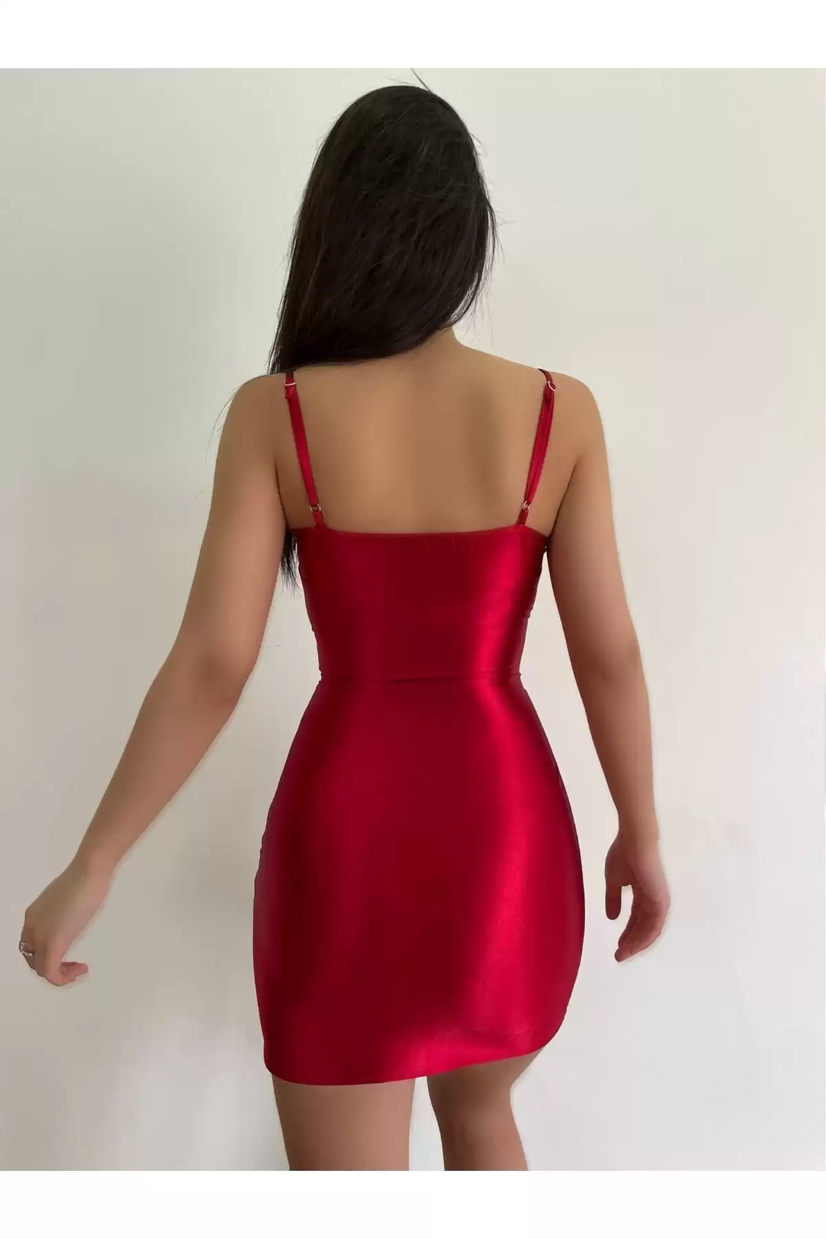 لباس گلوپ ساتن بند دار برند   CİZA MODA(مد مد) به رنگ  قرمز در دسته لباس مجلسی و شومیز