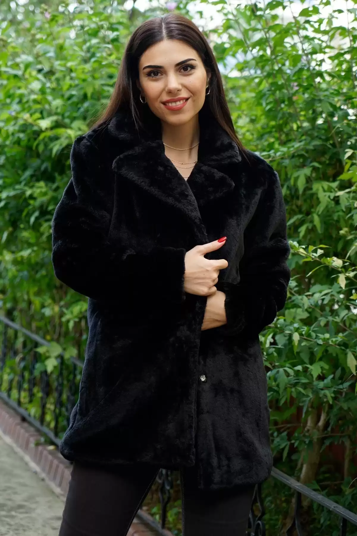 کت خز مشکی زنانه P-0000002580-BLACK برند   به رنگ  مشکی مدل  زمستانی