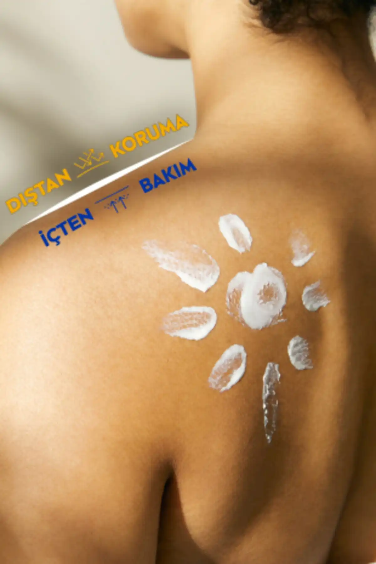 محافظت در برابر آفتاب SPF 50+ & اسپری 200 میلی لیتری کرم ضد آفتاب مرطوب کننده 48 ساعته، هدیه کیف ساحلی برند   Nivea(Nivea) به رنگ   در دسته ضد آفتاب