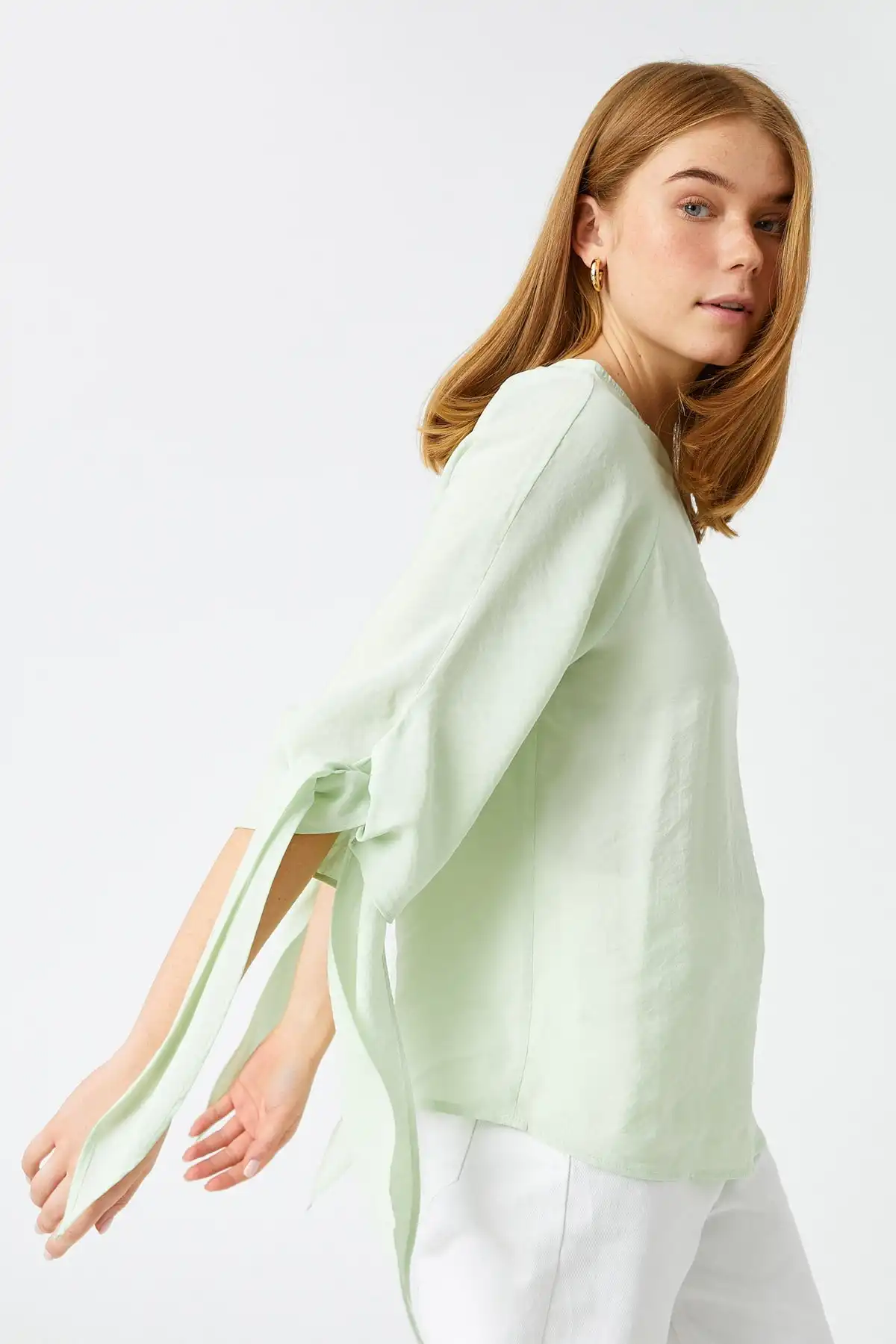 بلوز مفصل آستین کراوات برند   Koton (کوتون) به رنگ  سبز در دسته پیراهن زنانه