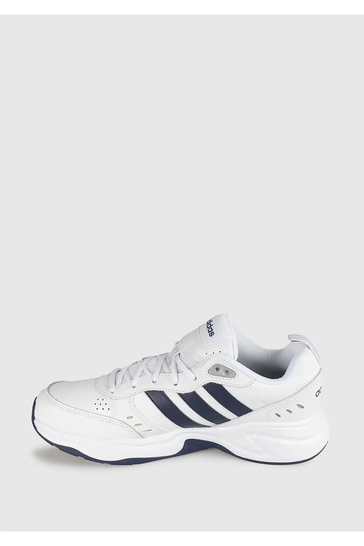 کفش اسپورت مردانه مدل جدید پاییز  2025  برند  adidas به رنگ  FTWR سفید