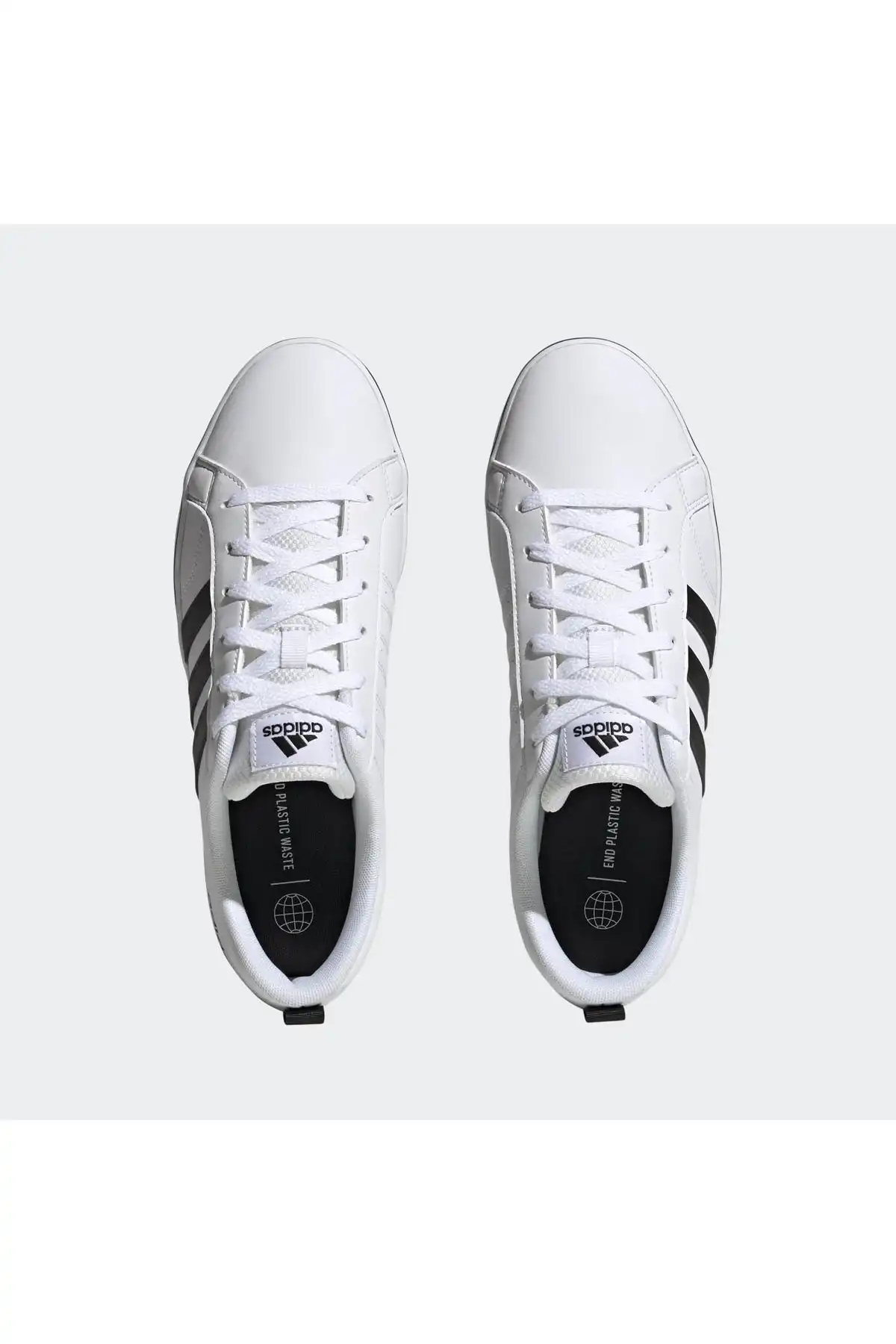 کفش اسپورت مردانه مدل جدید پاییز  2025  برند  adidas به رنگ  ابر سفید / هسته سیاه / ابر سفید