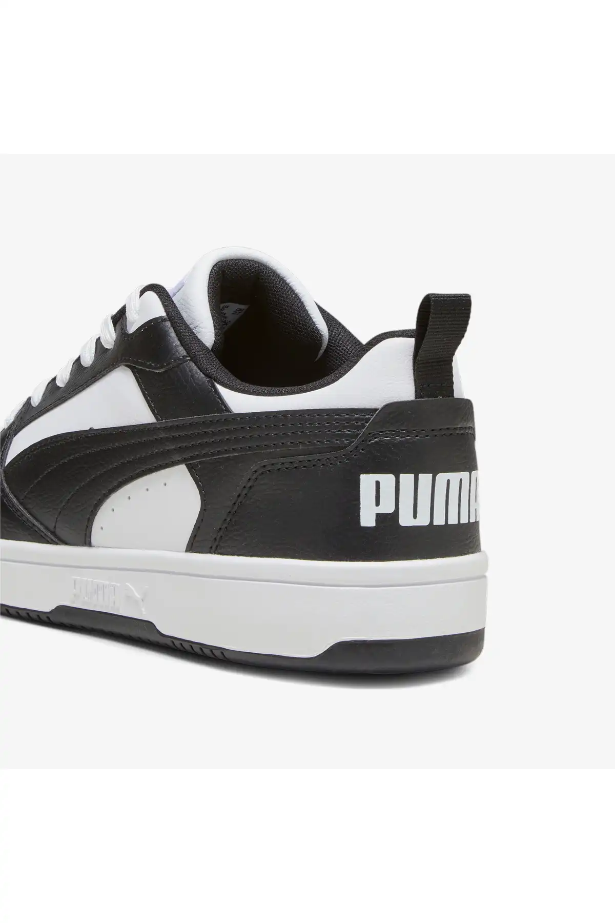 کفش اسپورت مردانه مدل جدید پاییز  2025  برند  Puma به رنگ  سیاه
