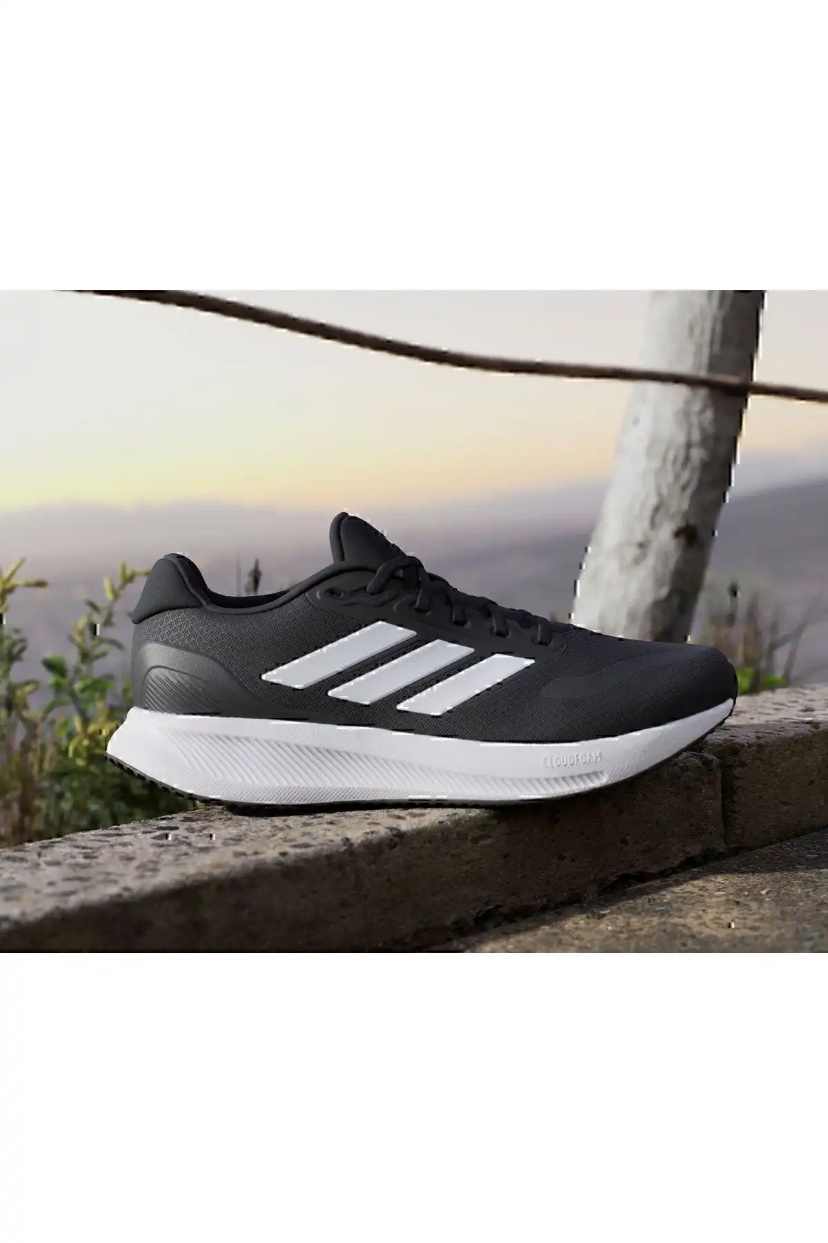 کفش اسپورت مردانه مدل جدید پاییز  2025  برند  adidas به رنگ  runf-7758