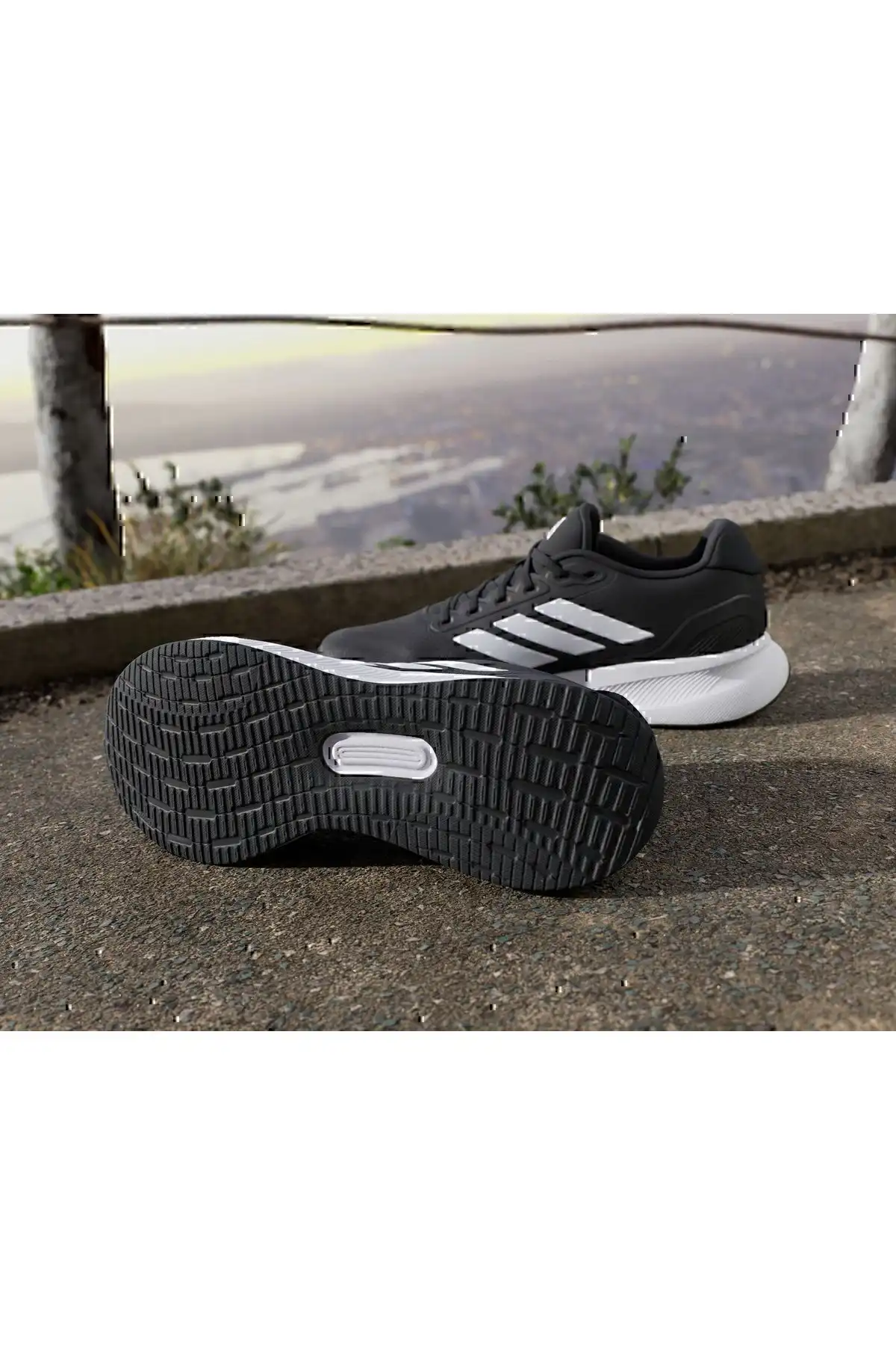 کفش اسپورت مردانه مدل جدید پاییز  2025  برند  adidas به رنگ  runf-7758
