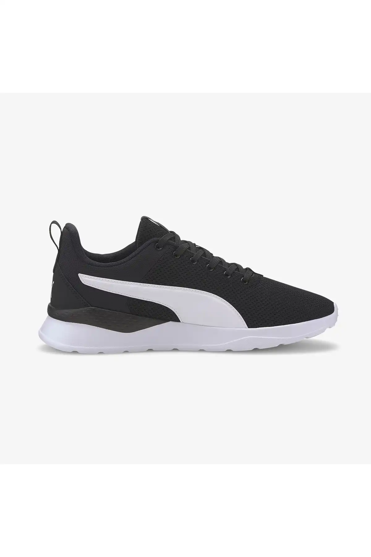 کفش اسپورت مردانه مدل جدید پاییز  2025  برند  Puma به رنگ  سفید