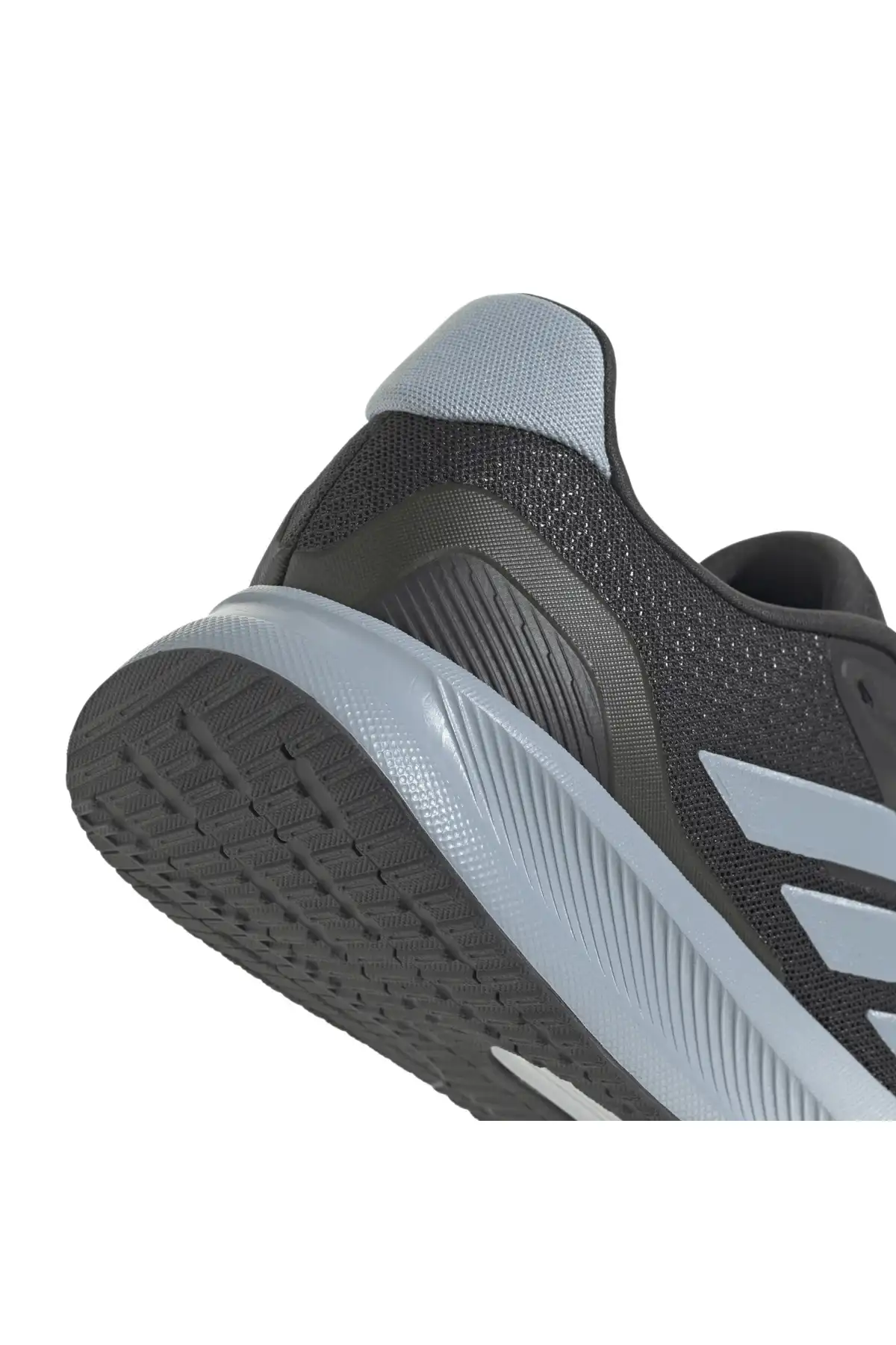 کفش اسپورت مردانه مدل جدید پاییز  2025  برند  adidas به رنگ  کربن