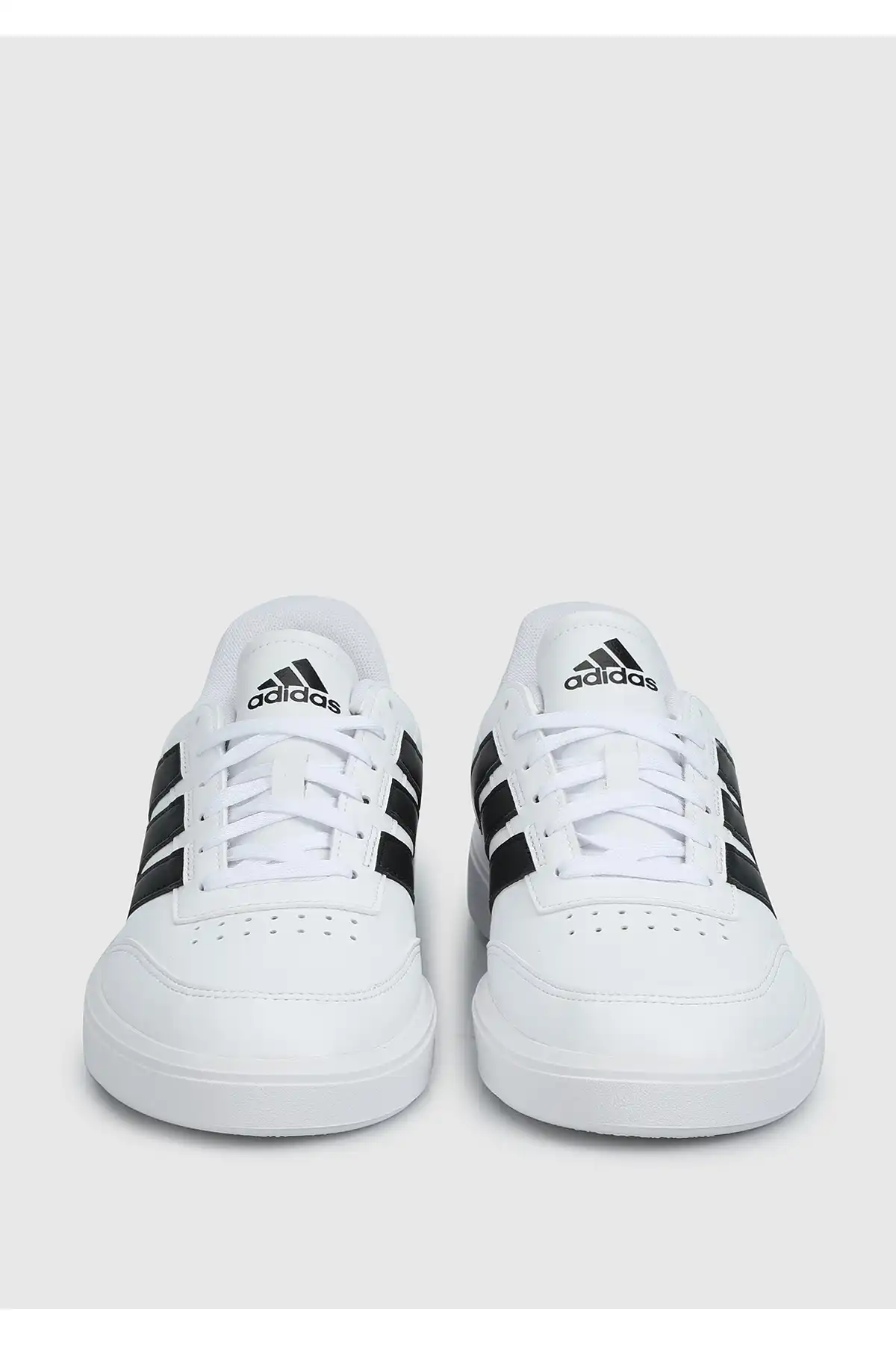 کفش اسپورت مردانه مدل جدید پاییز  2025  برند  adidas به رنگ  ابر سفید / هسته سیاه / ابر سفید