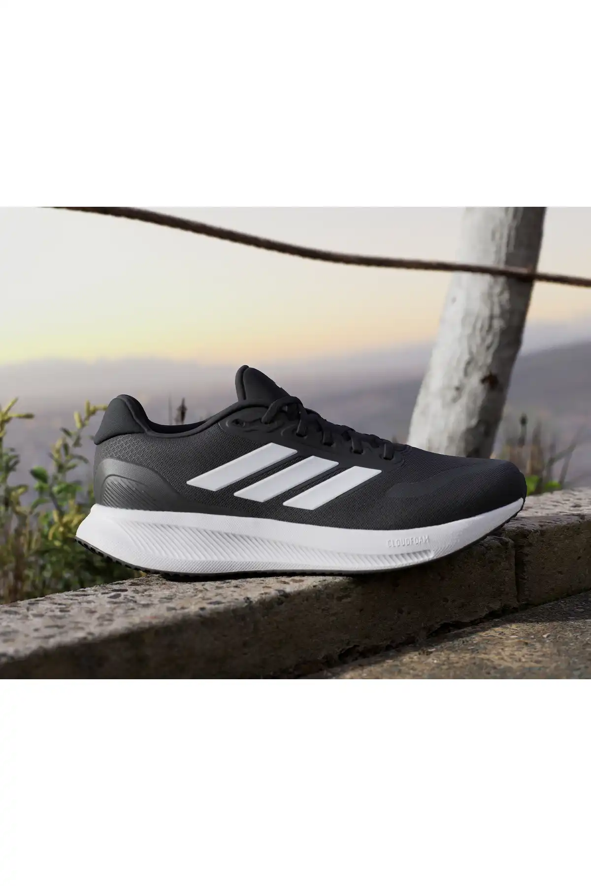 کفش اسپورت مردانه مدل جدید پاییز  2025  برند  adidas به رنگ  RN5-Black59