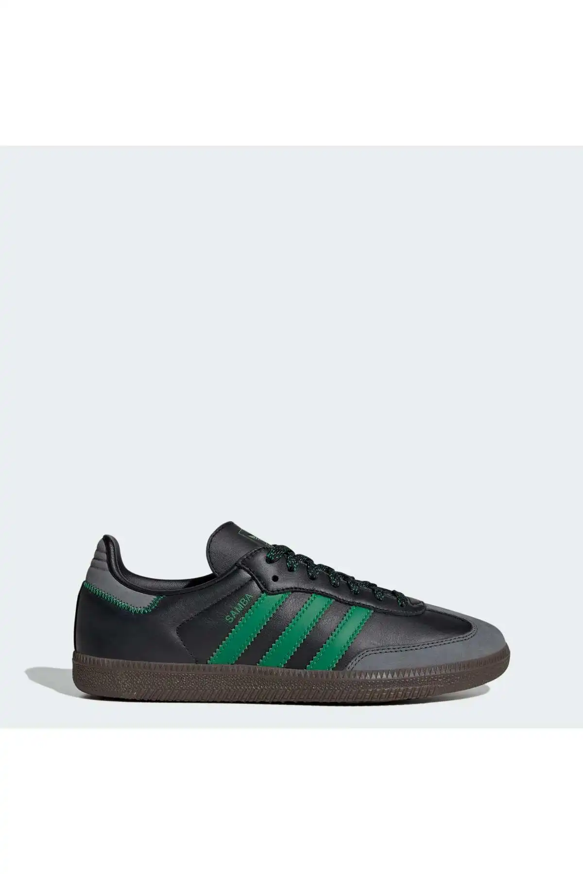 کفش اسپورت مردانه مدل جدید پاییز  2025  برند  adidas به رنگ  سبز سیاه