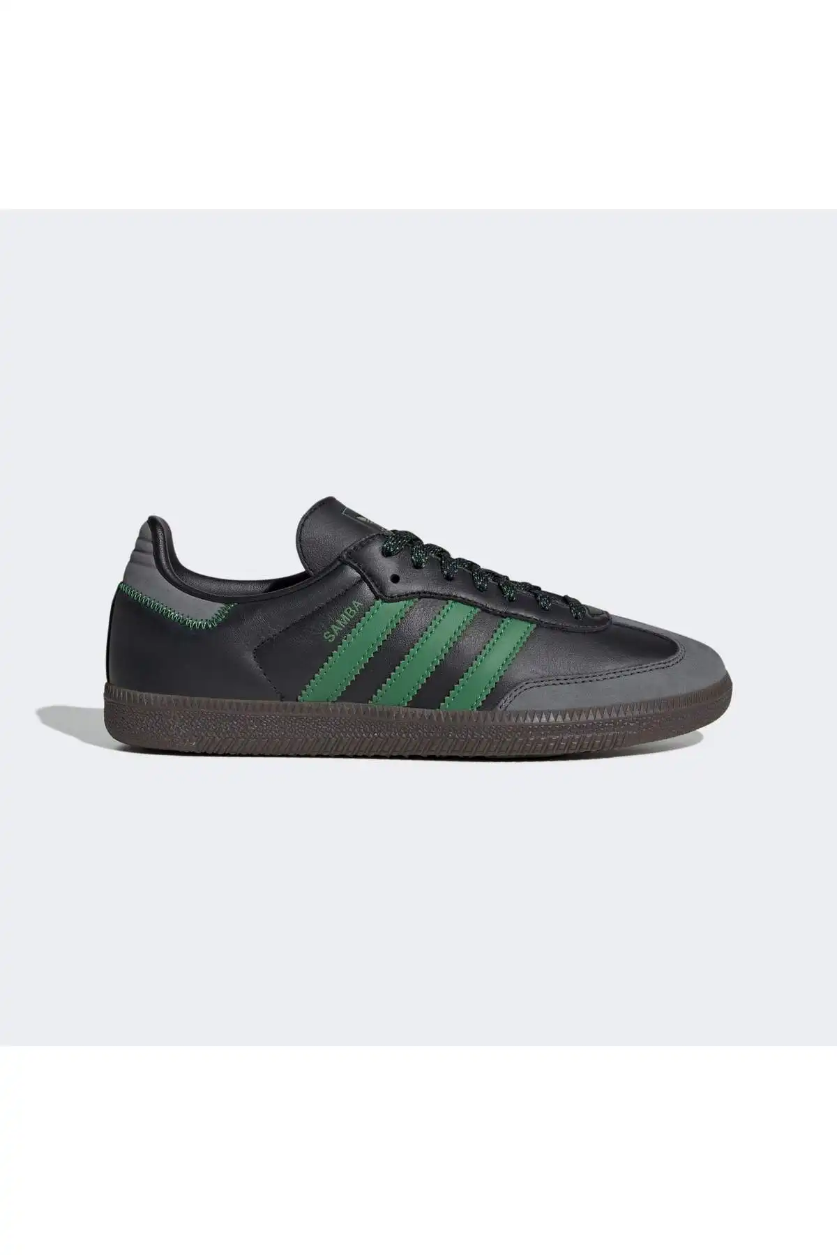 کفش اسپورت مردانه مدل جدید پاییز  2025  برند  adidas به رنگ  سبز سیاه