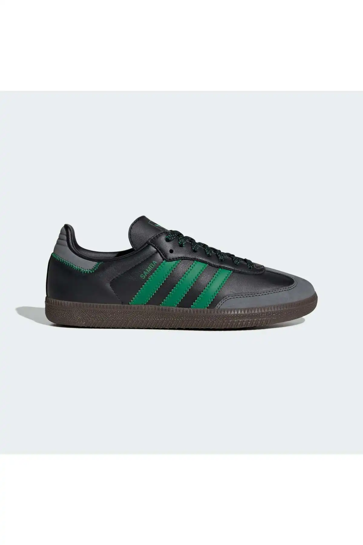 کفش اسپورت مردانه مدل جدید پاییز  2025  برند  adidas به رنگ  سبز سیاه