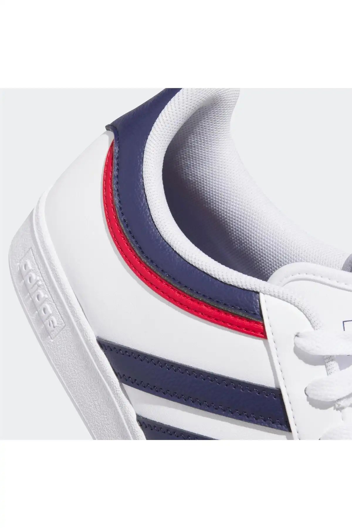 کفش اسپورت مردانه مدل جدید پاییز  2025  برند  adidas به رنگ  رنگارنگ