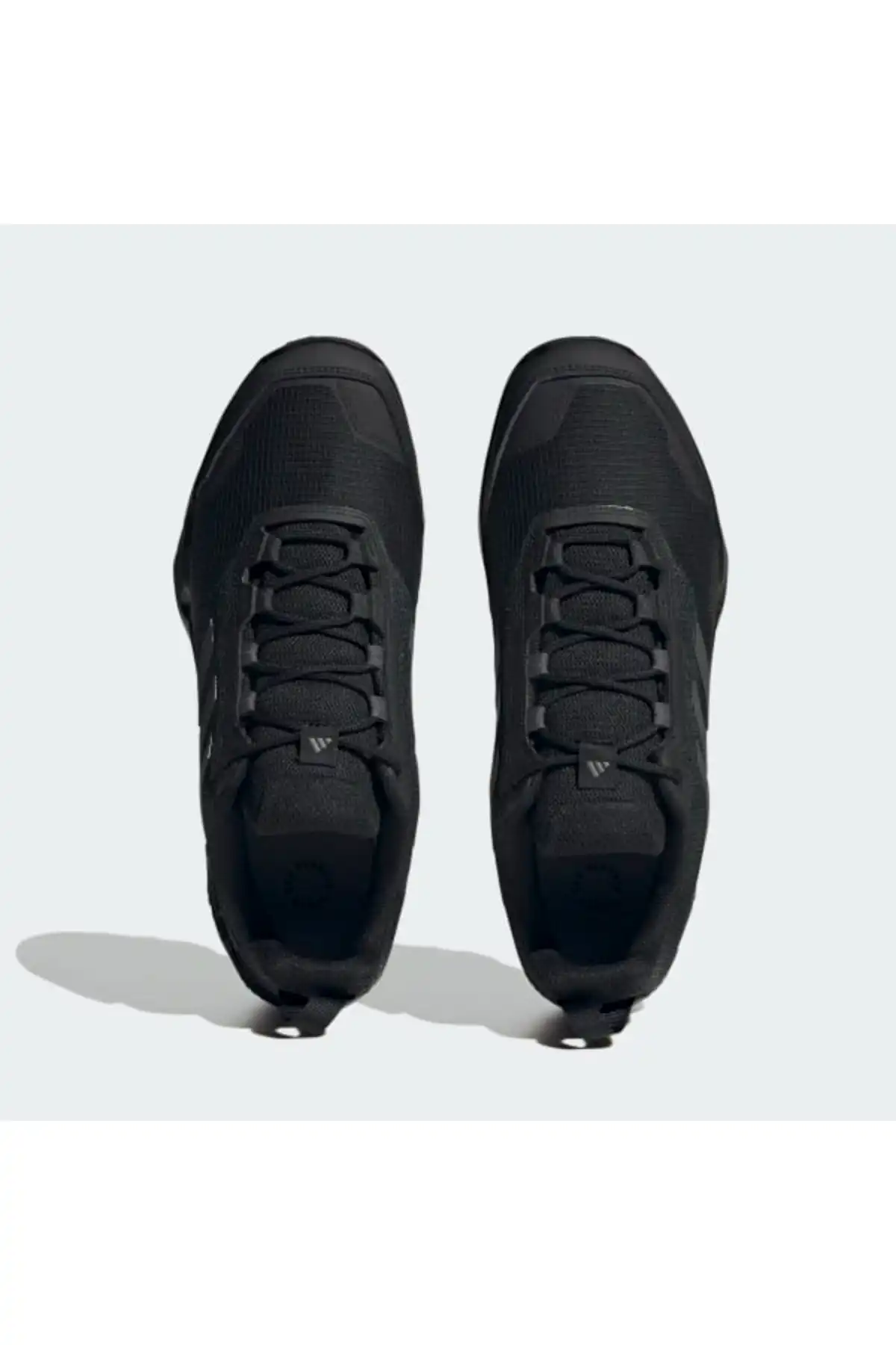 کفش اسپورت مردانه مدل جدید پاییز  2025  برند  adidas به رنگ  سیاه