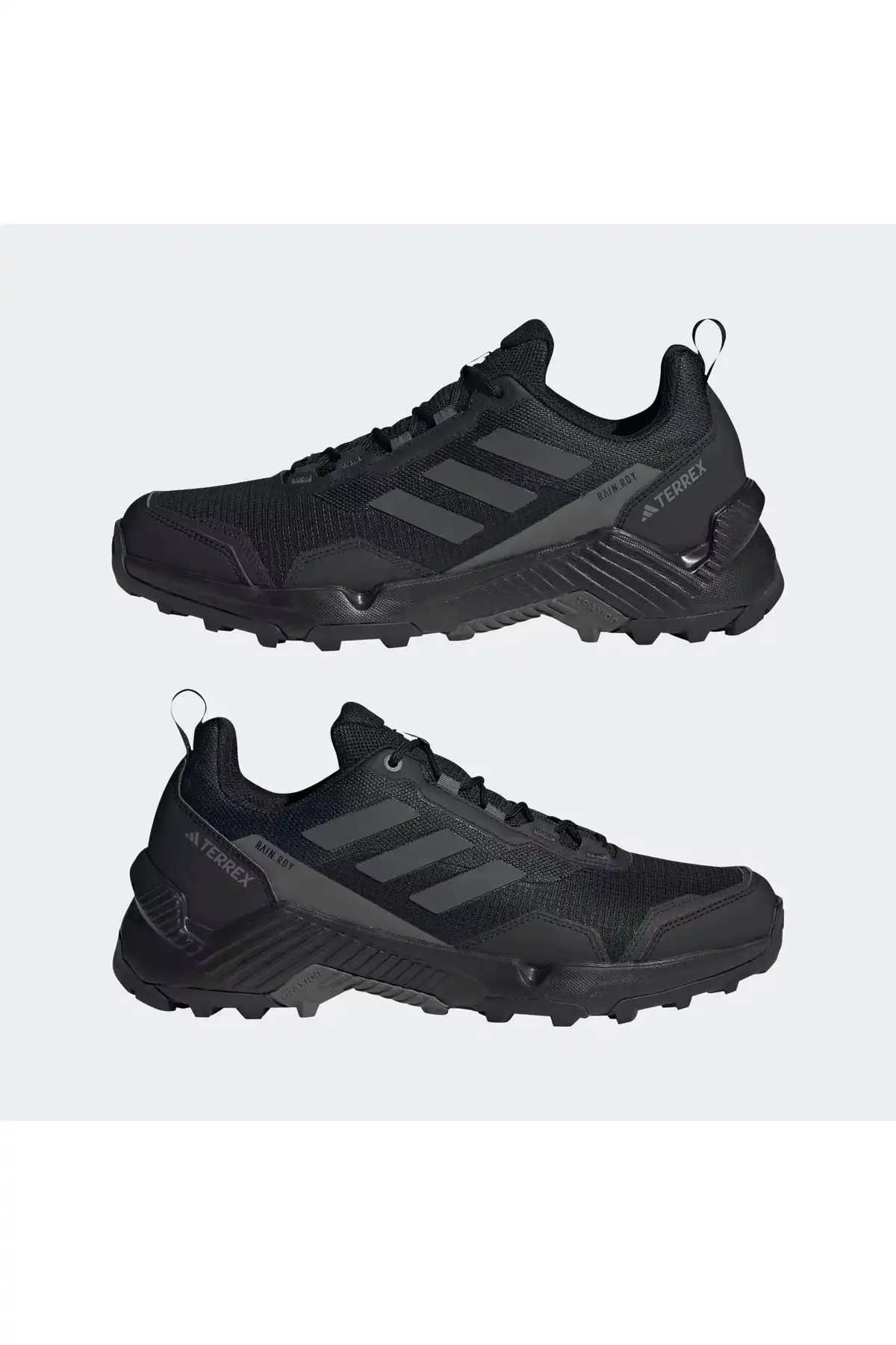 کفش اسپورت مردانه مدل جدید پاییز  2025  برند  adidas به رنگ  سیاه