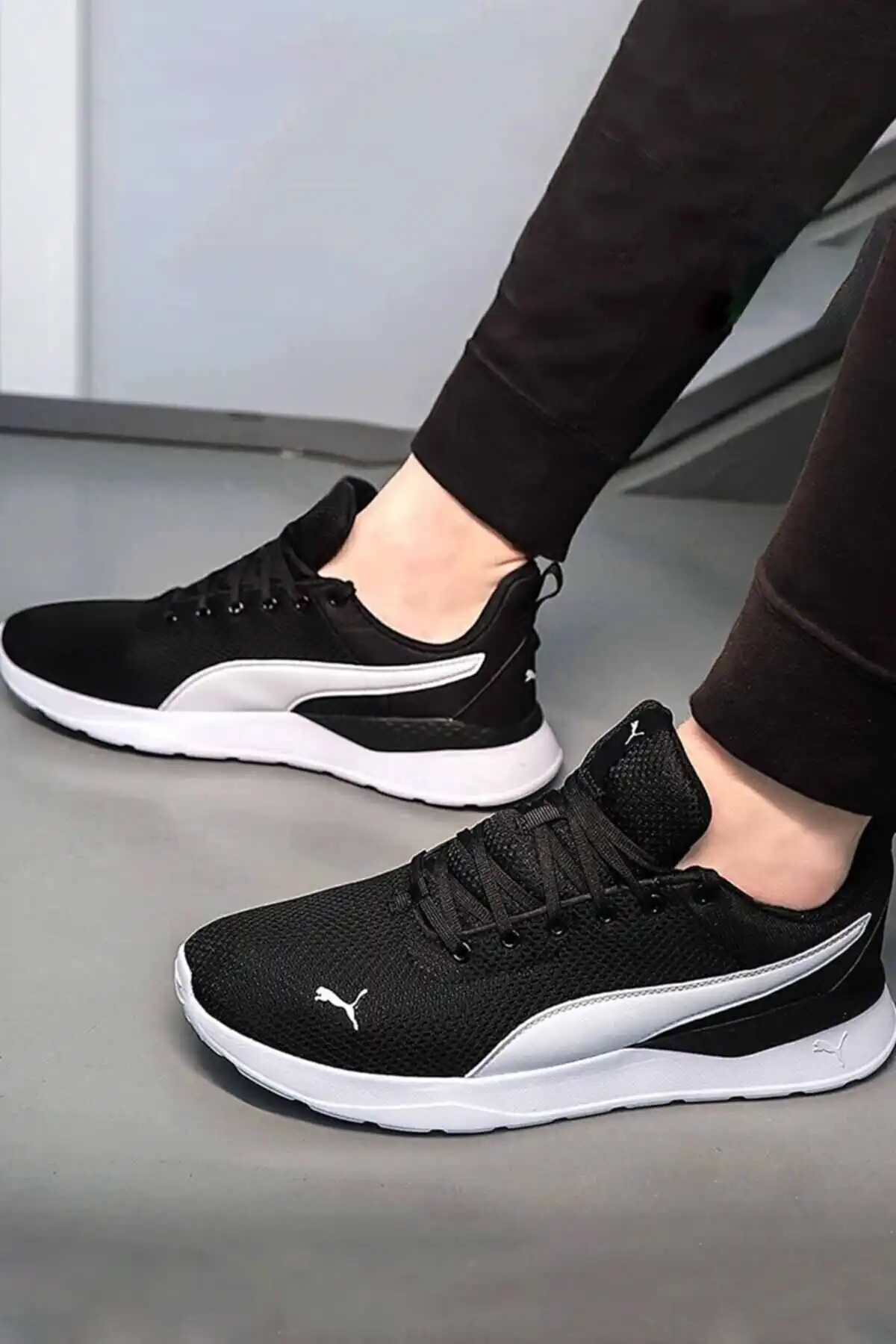 کفش اسپورت مردانه مدل جدید پاییز  2025  برند  Puma به رنگ  سیاه