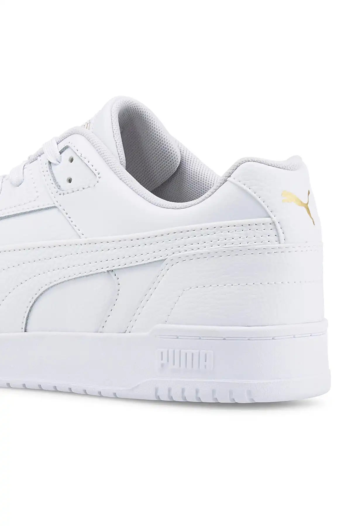 کفش اسپورت مردانه مدل جدید پاییز  2025  برند  Puma به رنگ  سفید