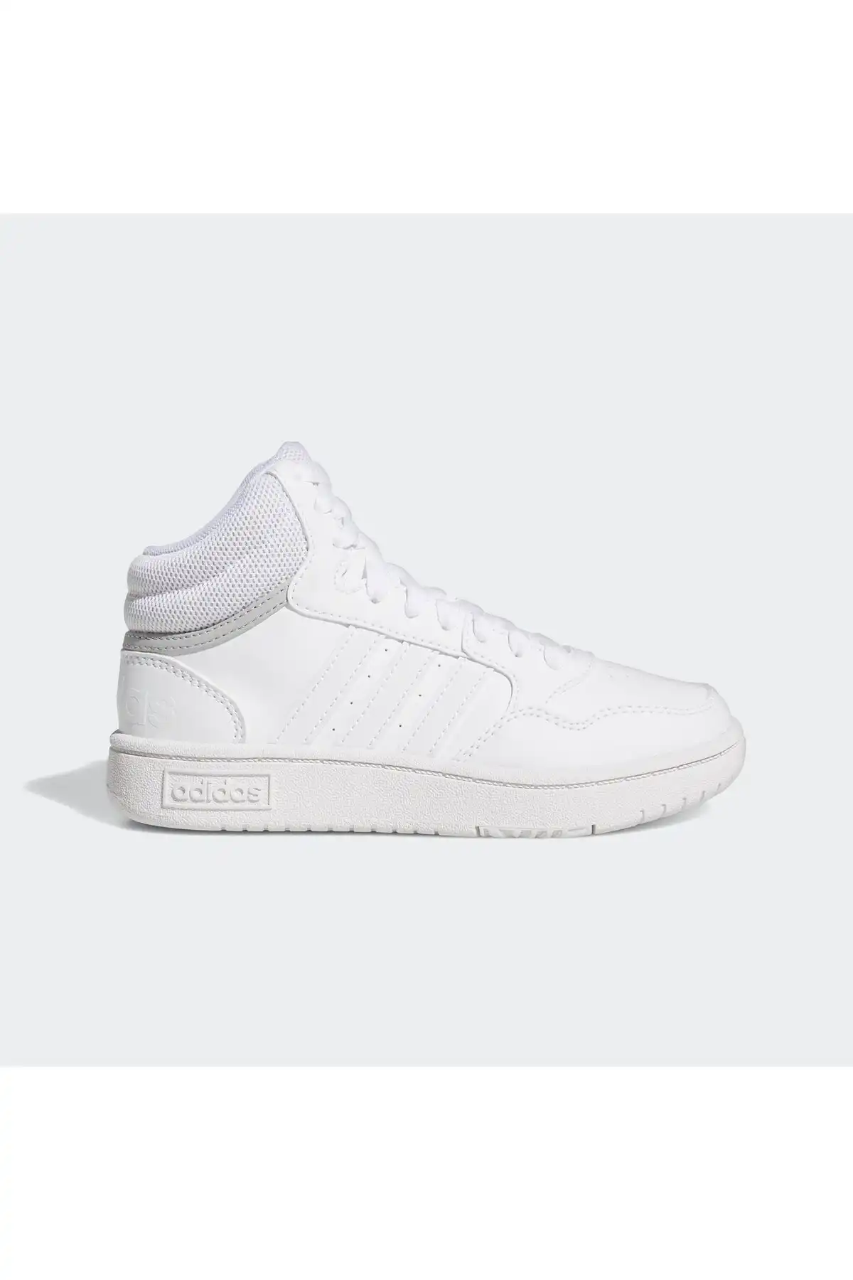 کفش اسپورت مردانه مدل جدید پاییز  2025  برند  adidas به رنگ  FTWR سفید