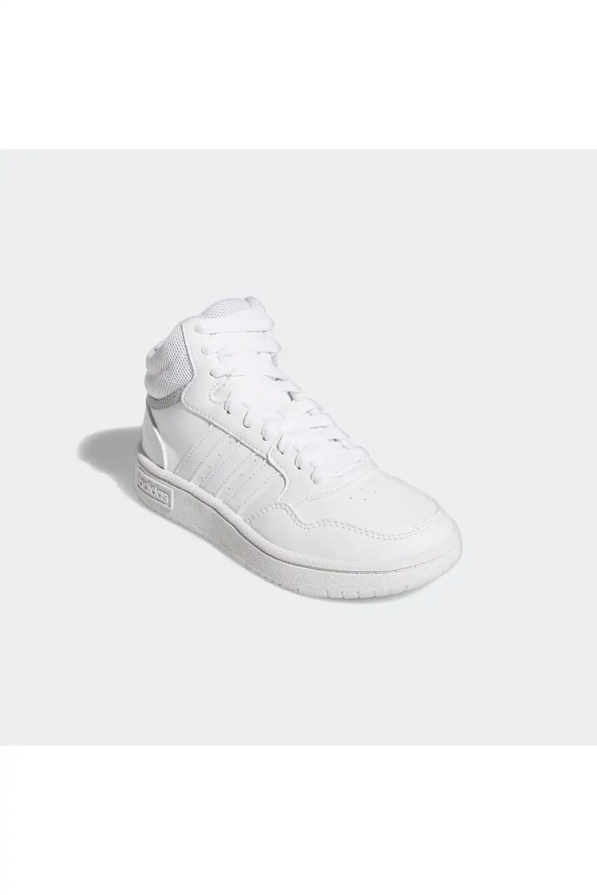 کفش اسپورت مردانه مدل جدید پاییز  2025  برند  adidas به رنگ  FTWR سفید