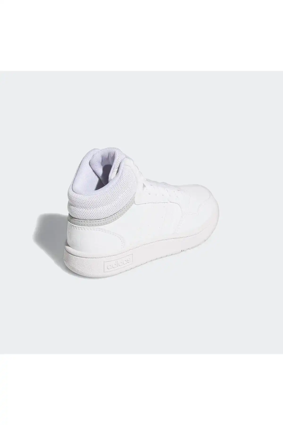 کفش اسپورت مردانه مدل جدید پاییز  2025  برند  adidas به رنگ  FTWR سفید