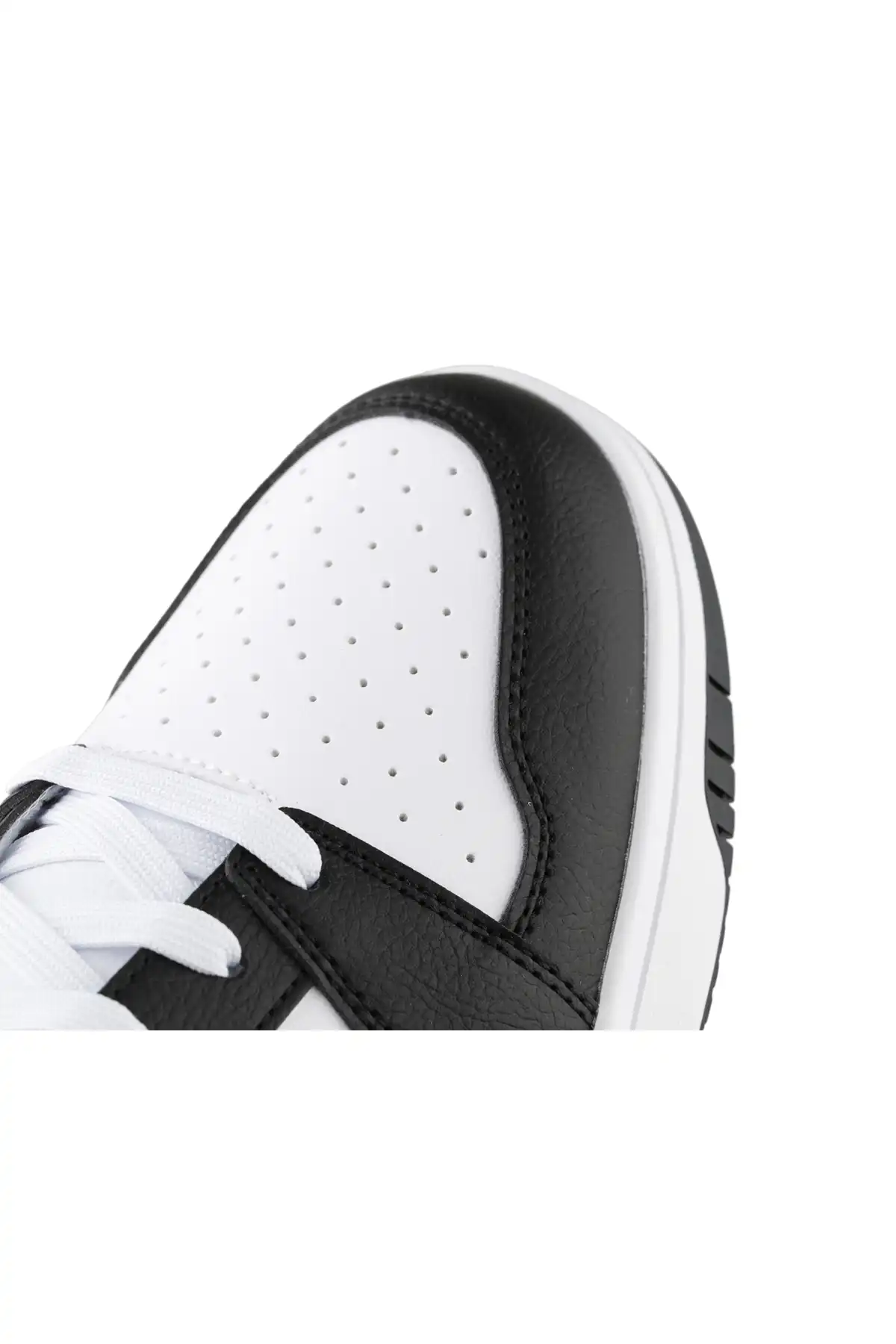 کفش اسپورت مردانه مدل جدید پاییز  2025  برند  Puma به رنگ  سیاه R04V6