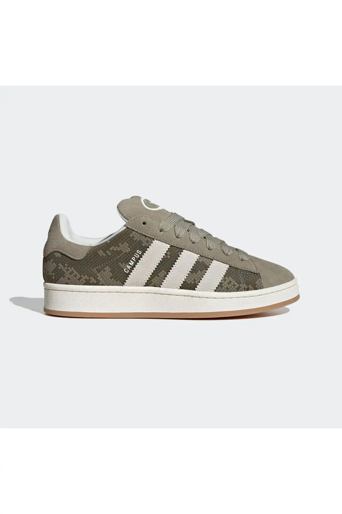 کفش اسپورت مردانه مدل جدید پاییز  2025  برند  adidas به رنگ  سبز