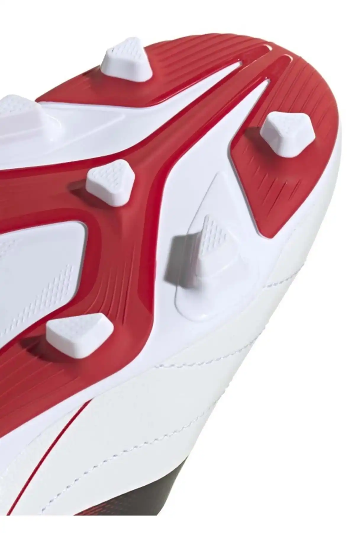 کفش اسپورت مردانه مدل جدید پاییز  2025  برند  adidas به رنگ  سفید