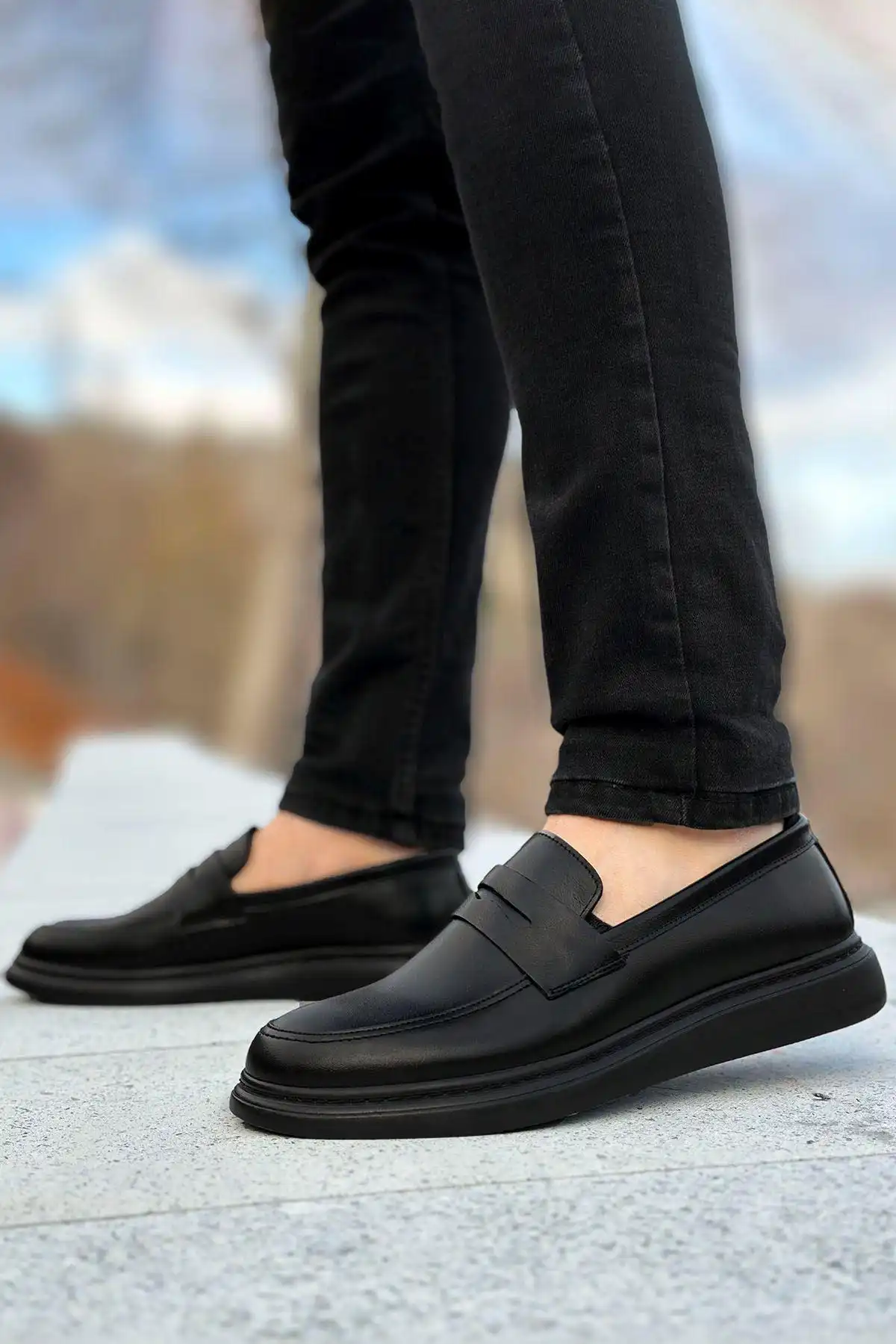 DS enigma White Black Men Steaker برند   Dark Seer ( تاریک بینا )  به رنگ  سیاه