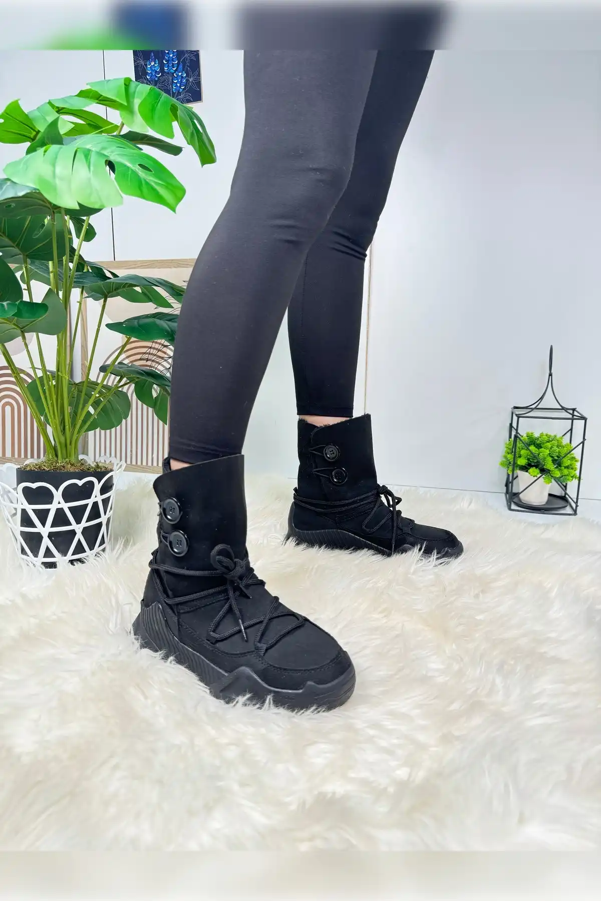 چکمه های برفی زنانه روزانه چکمه های زیره ضخیم با خز در داخل بوتی دکمه دار چرمی Nubuck 501 برند   Nstil ( Nstyle )  به رنگ  مشکی