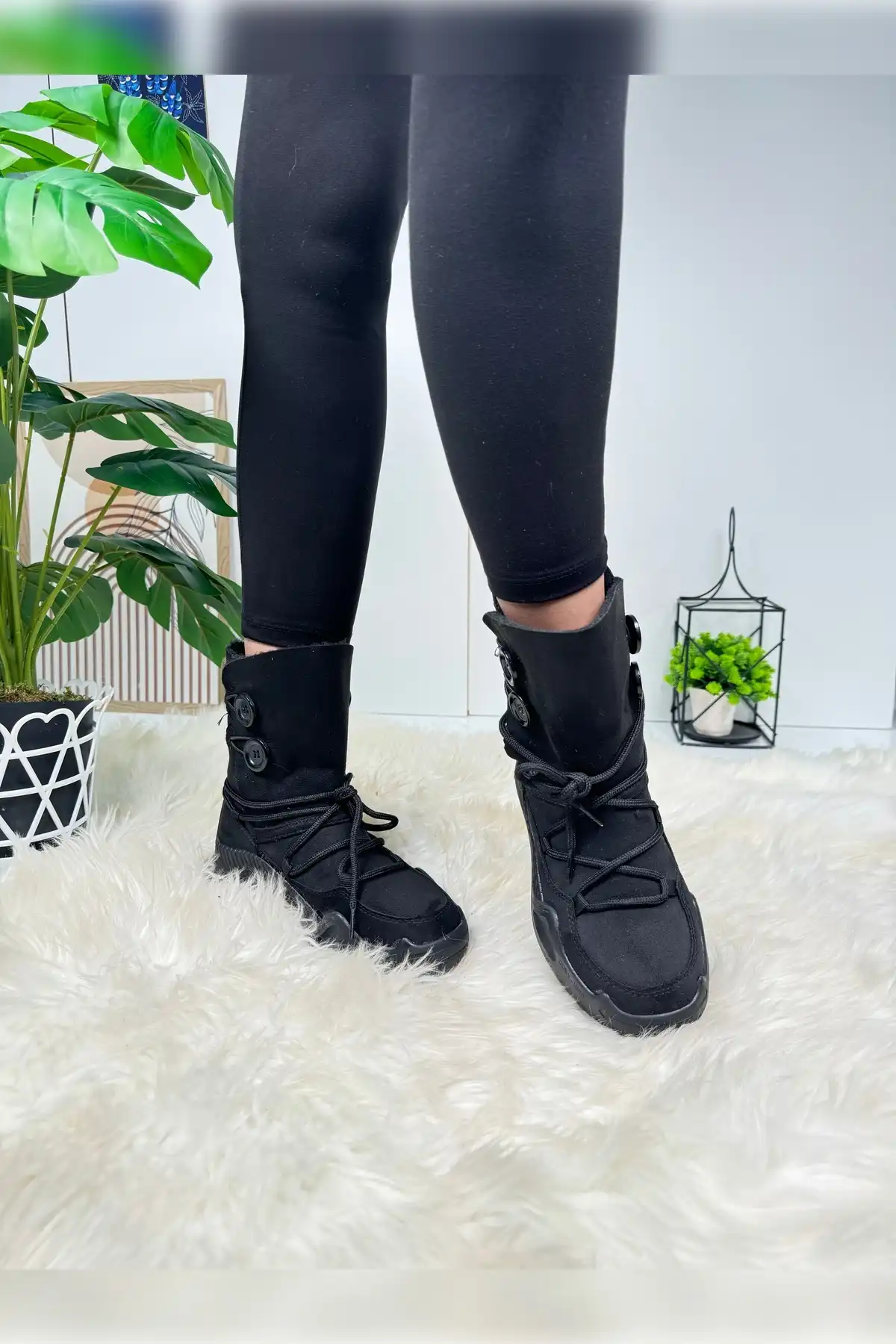 چکمه های برفی زنانه روزانه چکمه های زیره ضخیم با خز در داخل بوتی دکمه دار چرمی Nubuck 501 برند   Nstil ( Nstyle )  به رنگ  مشکی