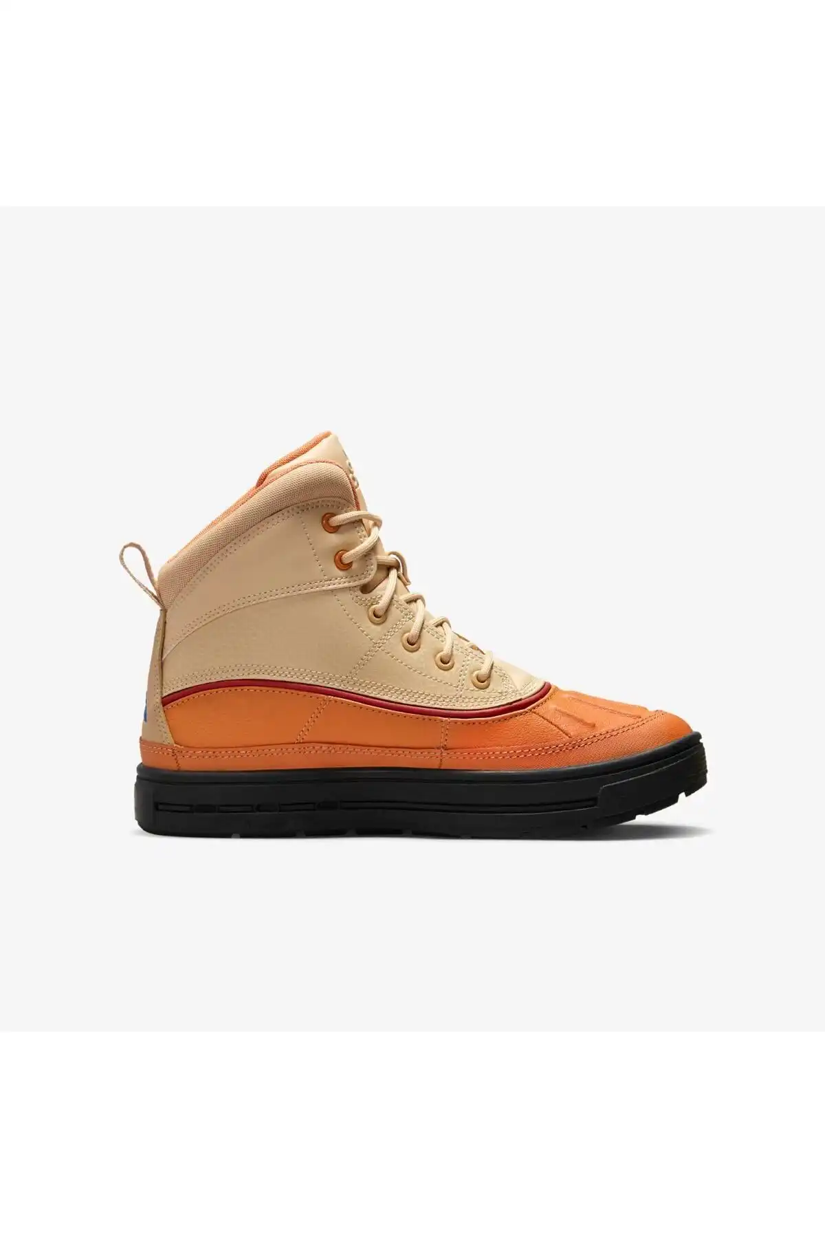 چکمه Woodside 2 High (ACG). برند   Nike به رنگ  زرد در دسته بوت مردانه