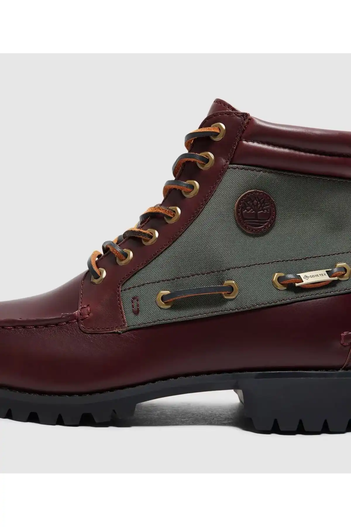 چکمه های میان دانی مردانه GORE-TEX برند   Timberland ( سرزمین چوبی )  به رنگ  قهوه ای در دسته بوت مردانه