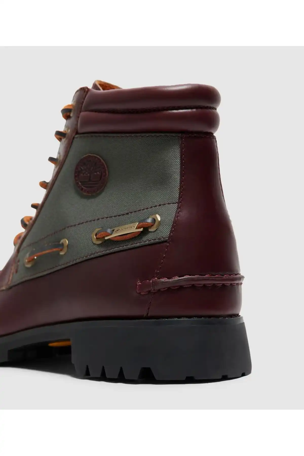 چکمه های میان دانی مردانه GORE-TEX برند   Timberland ( سرزمین چوبی )  به رنگ  قهوه ای در دسته بوت مردانه