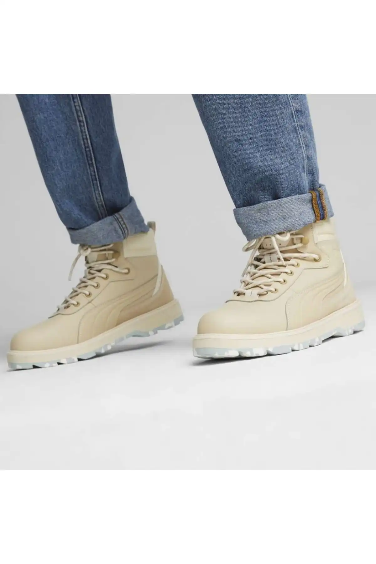 چکمه های بژ Unisex Desierto V3 برند   Puma به رنگ  بژ در دسته بوت مردانه