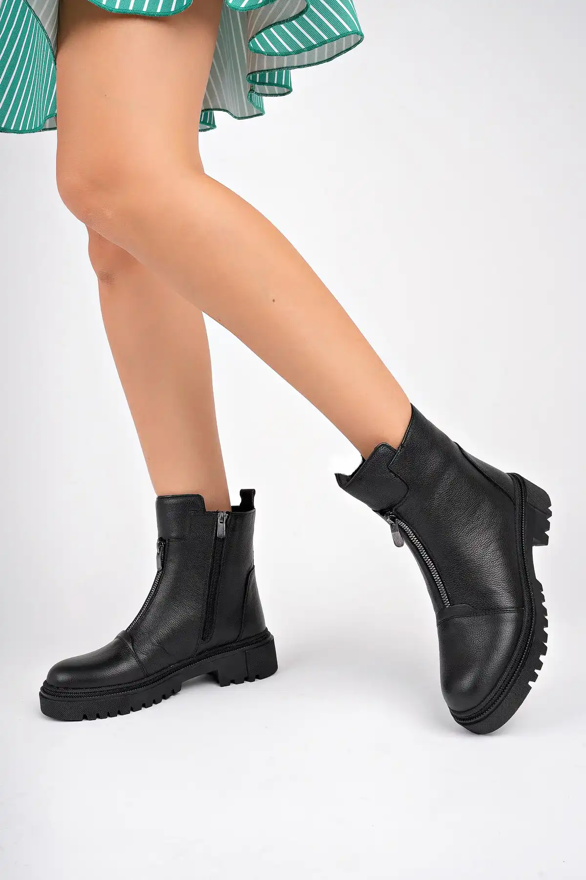 چکمه های چرم زنانه مشکی چرم اصل Dp70-2613 برند   Deripabuc ( دریپابوک )  به رنگ  مشکی