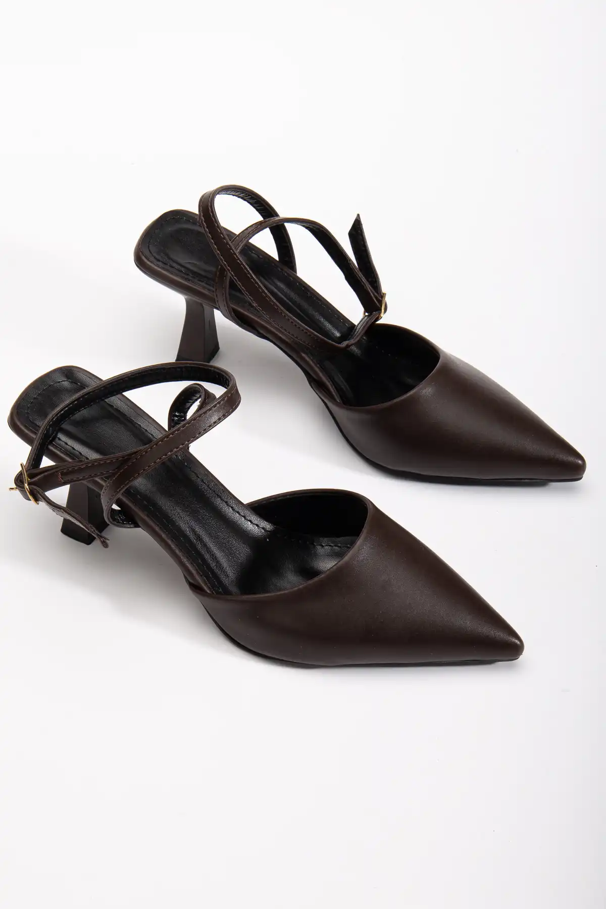 فروشگاه Entella Short -Heeled Banded Skin Bitter Bother Bosten برند   Entella Store ( فروشگاه انتلا )  به رنگ  قهوه ای تلخ در دسته کفش مجلسی زنانه اصل ترکیه مدل جدید 2025 