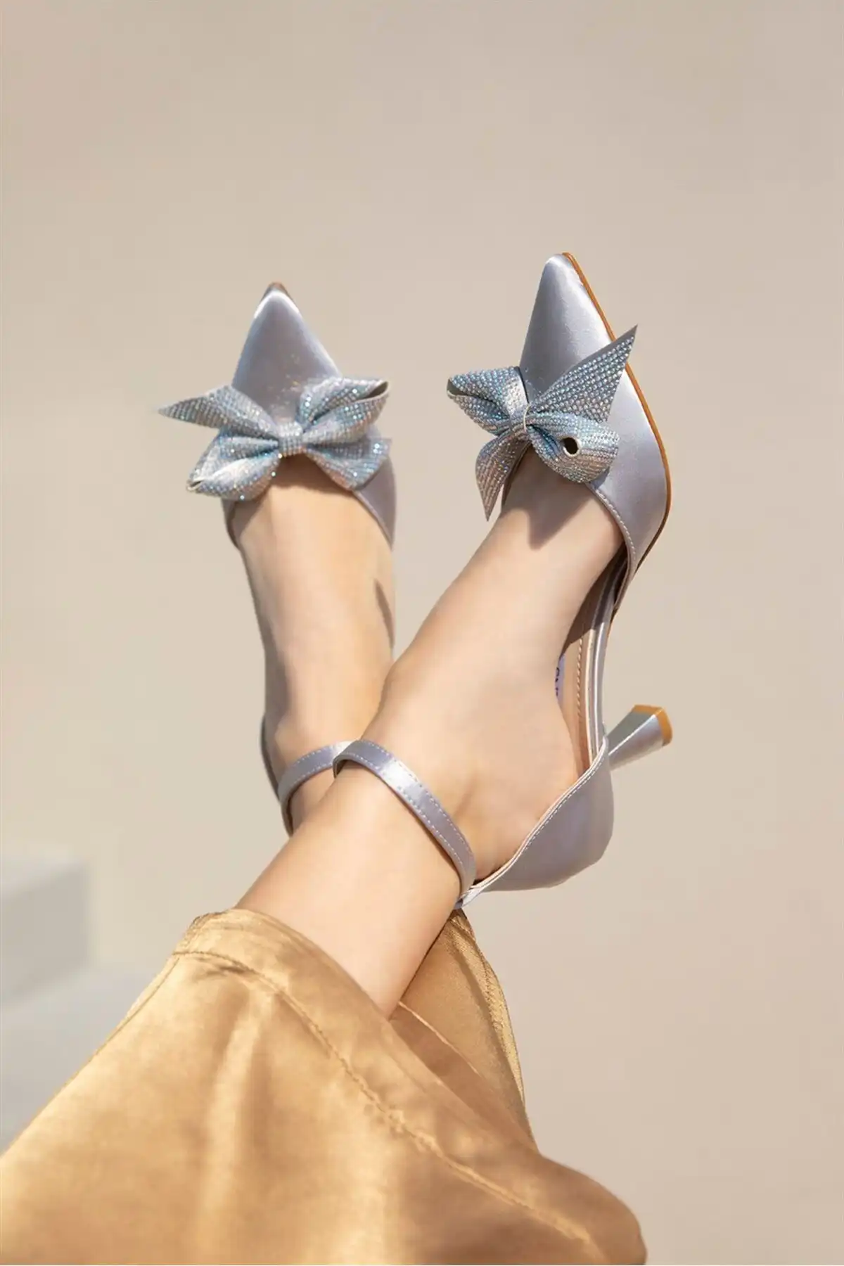 کفش مجلسی زنانه اصل ترکیه مدل جدید 2025  برند   DUXAL SHOES(کفش دوکسال) به رنگ  نقره